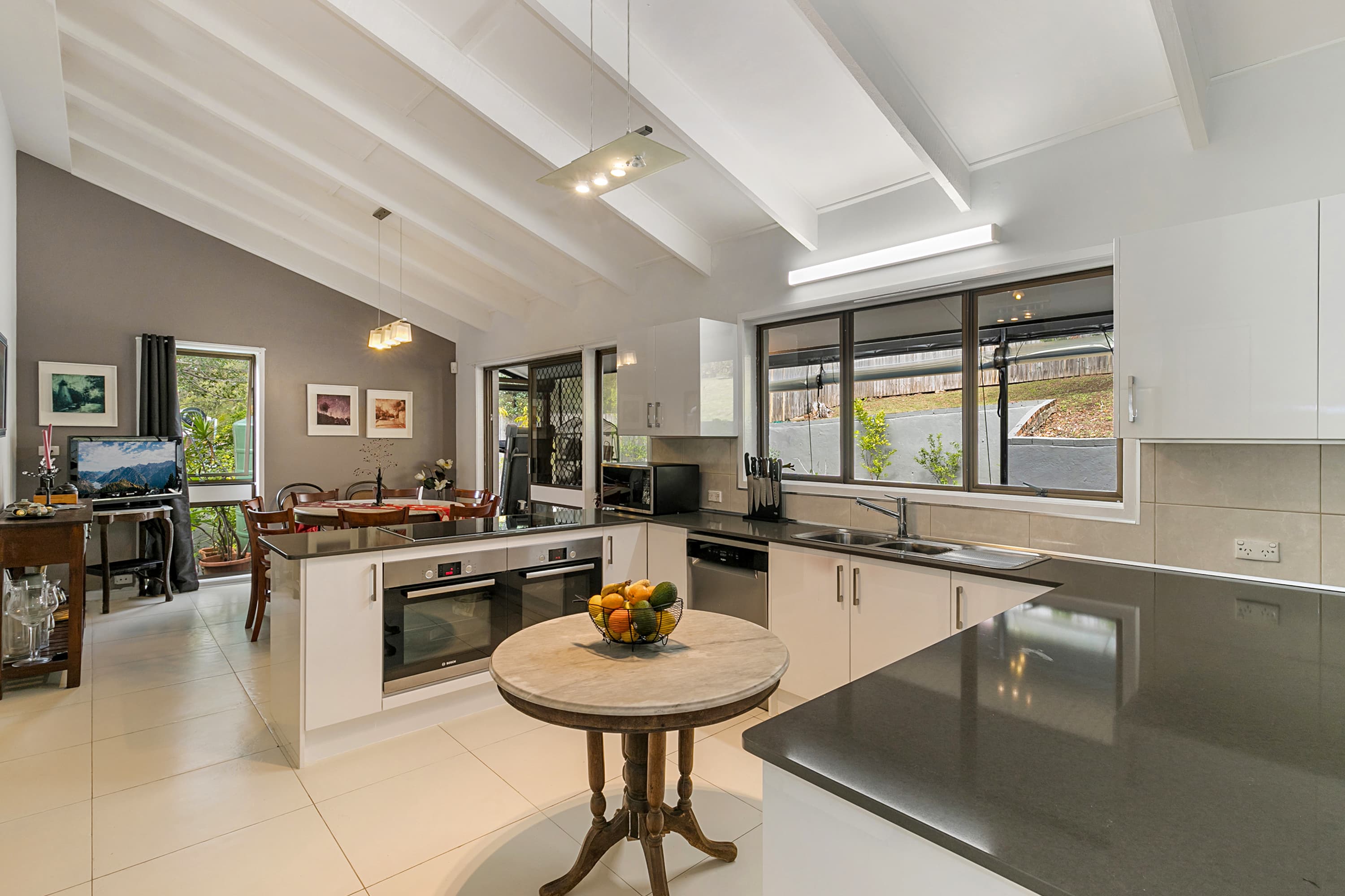 16 Struan Street, Chapel Hill - Thumbnail 7