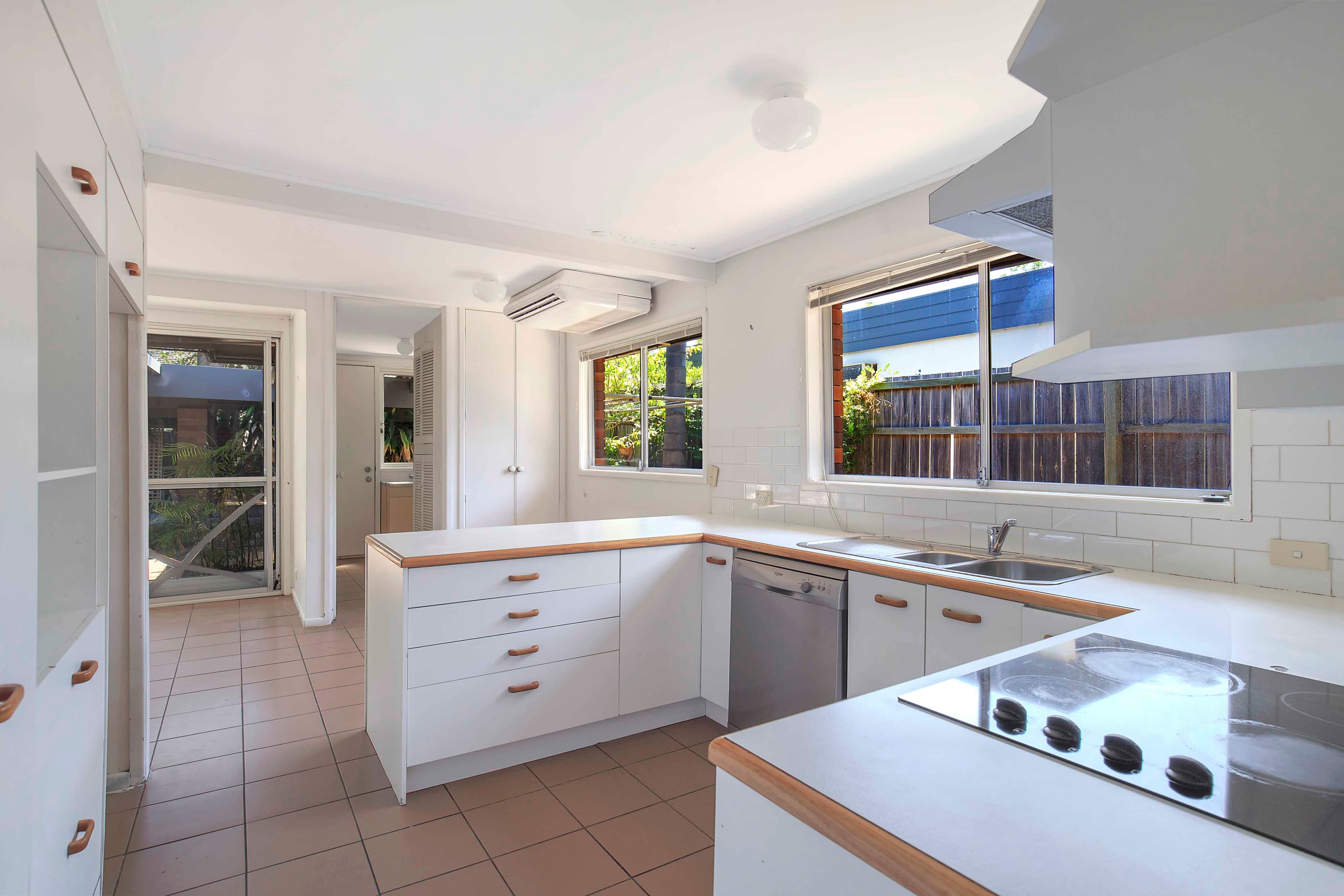 35 Botticelli Street, Fig Tree Pocket - Thumbnail 5