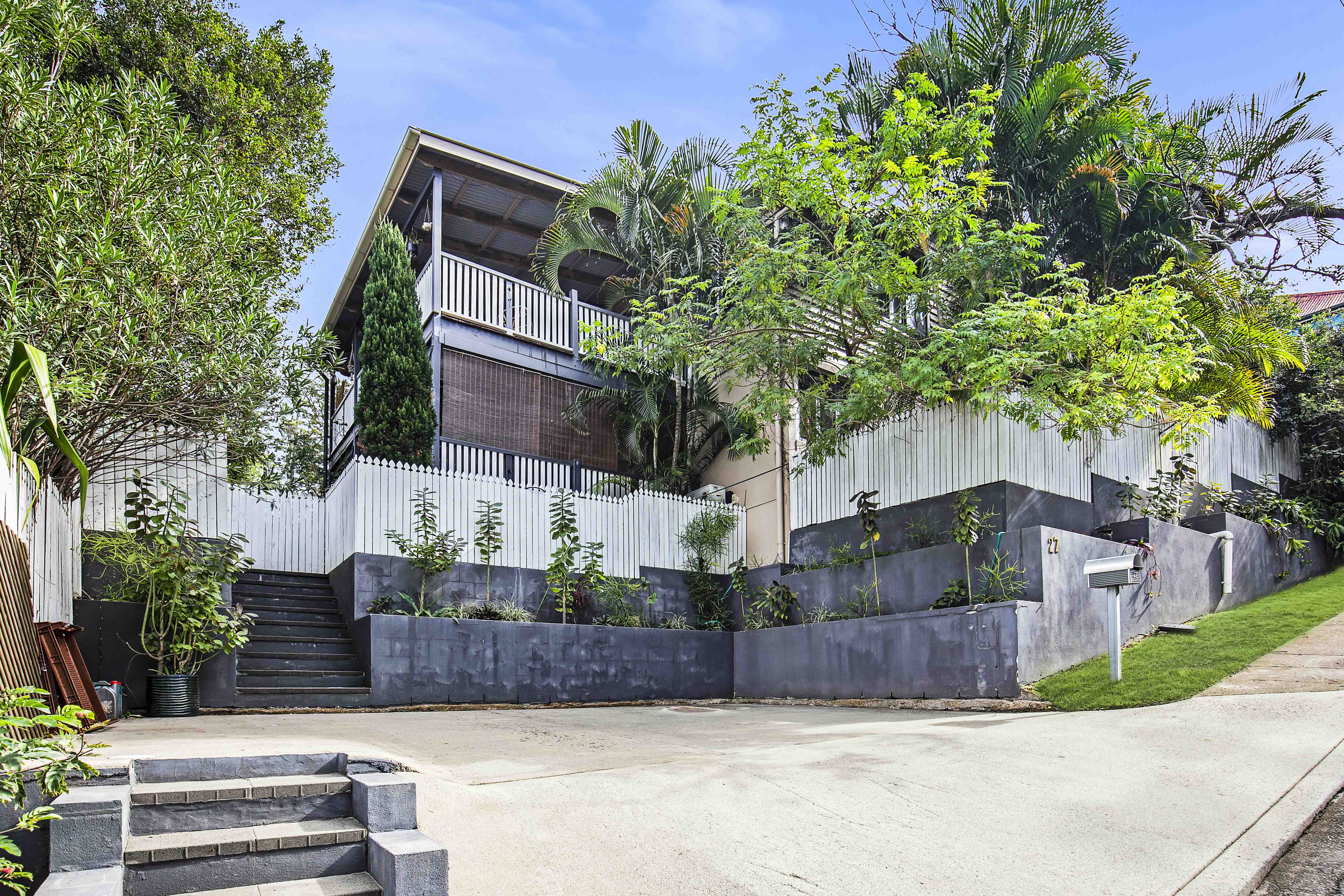 27 Kaye Street, Bardon - Image 1