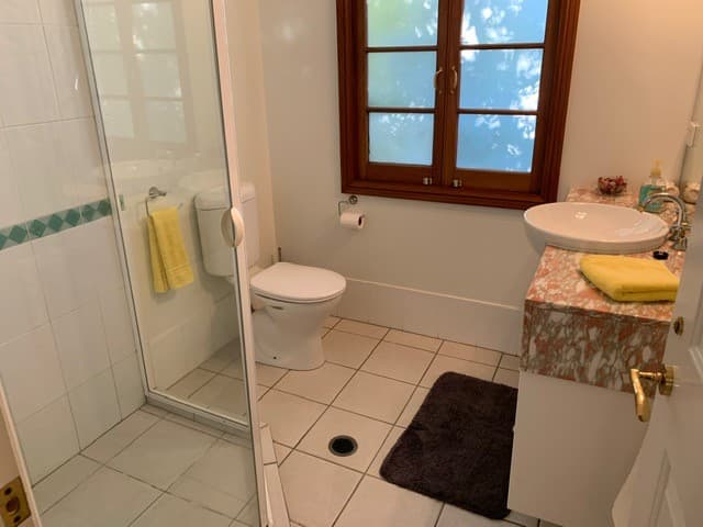 2 Royal Row, Bardon - Thumbnail 6