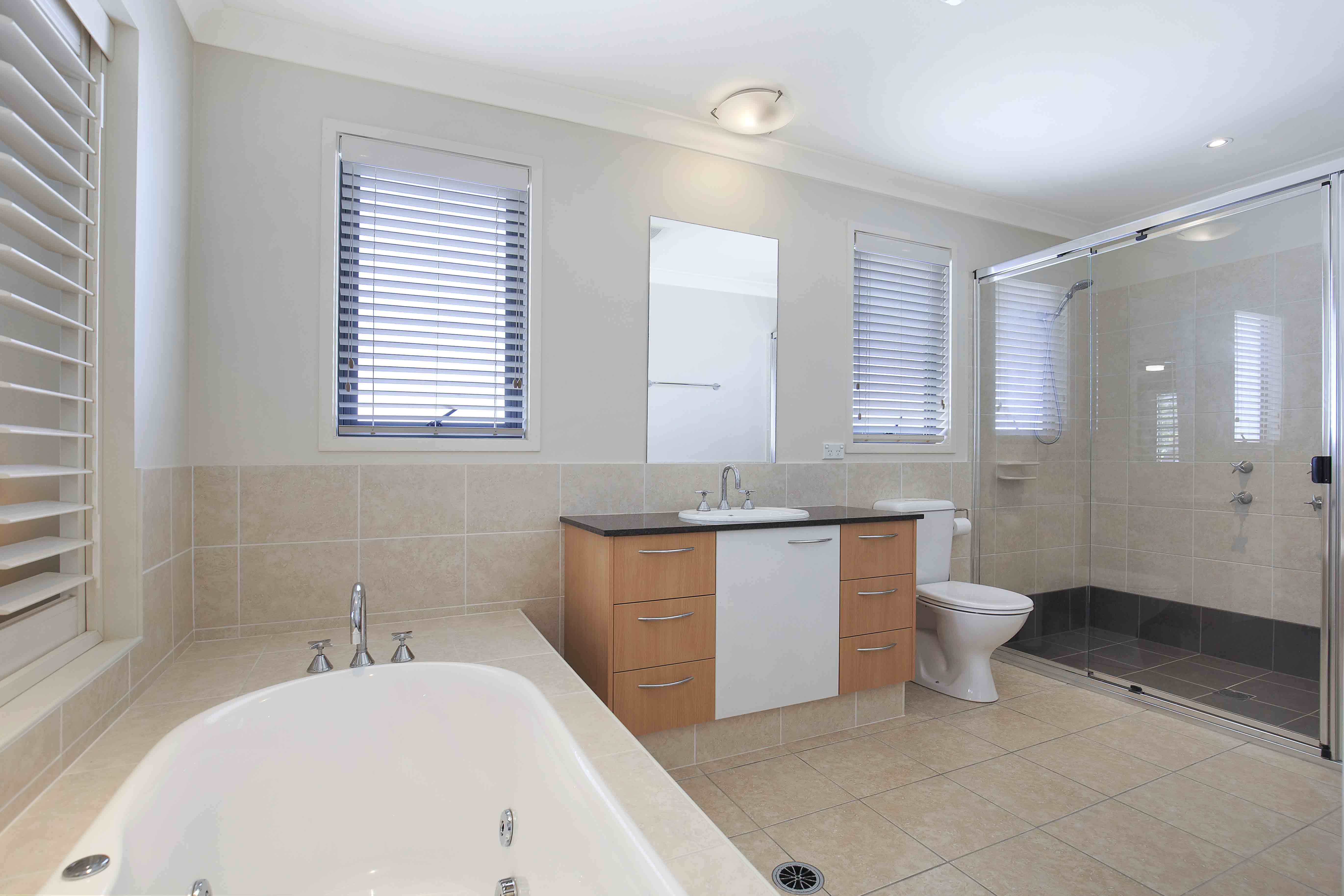6 Greenway Circuit, Mount Ommaney - Thumbnail 8