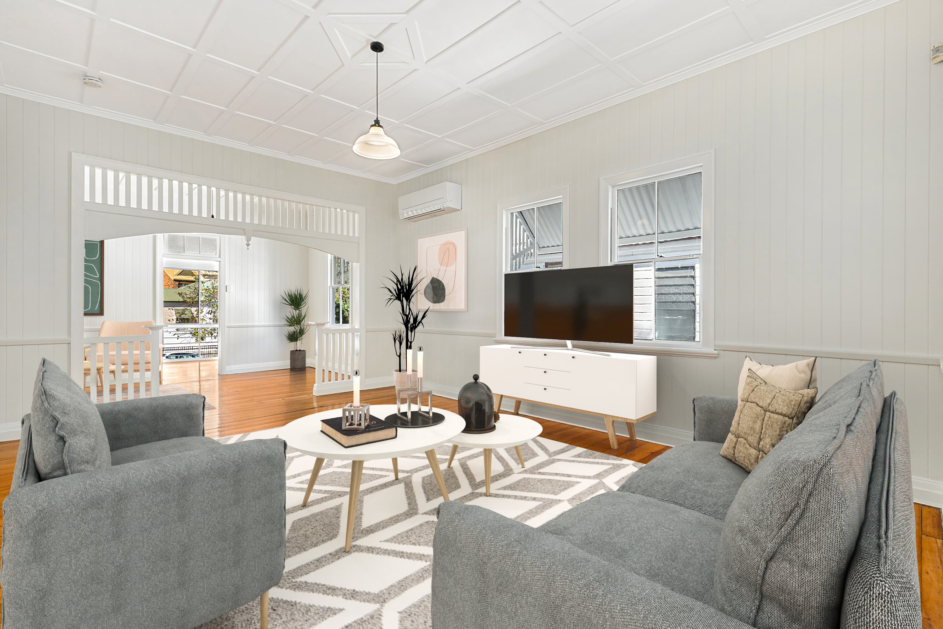 17 Explorer Street, Toowong - Image 1