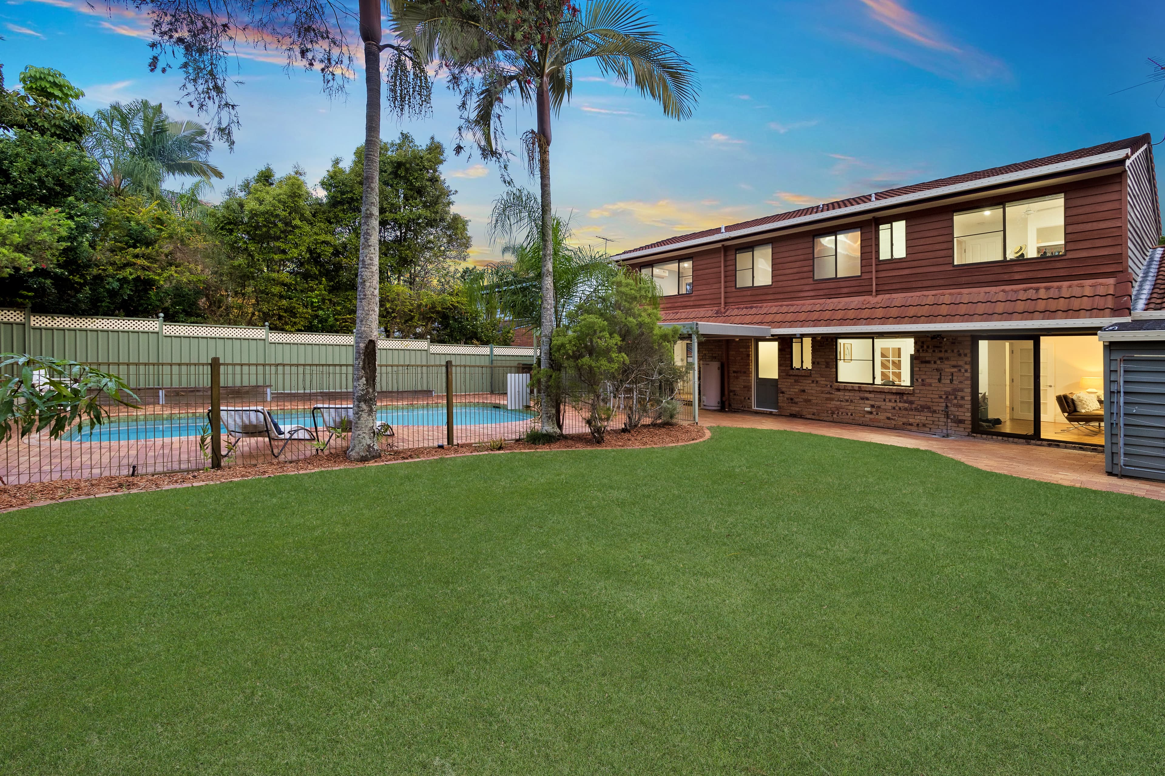 5 Halmore Place, Chapel Hill - Image 1