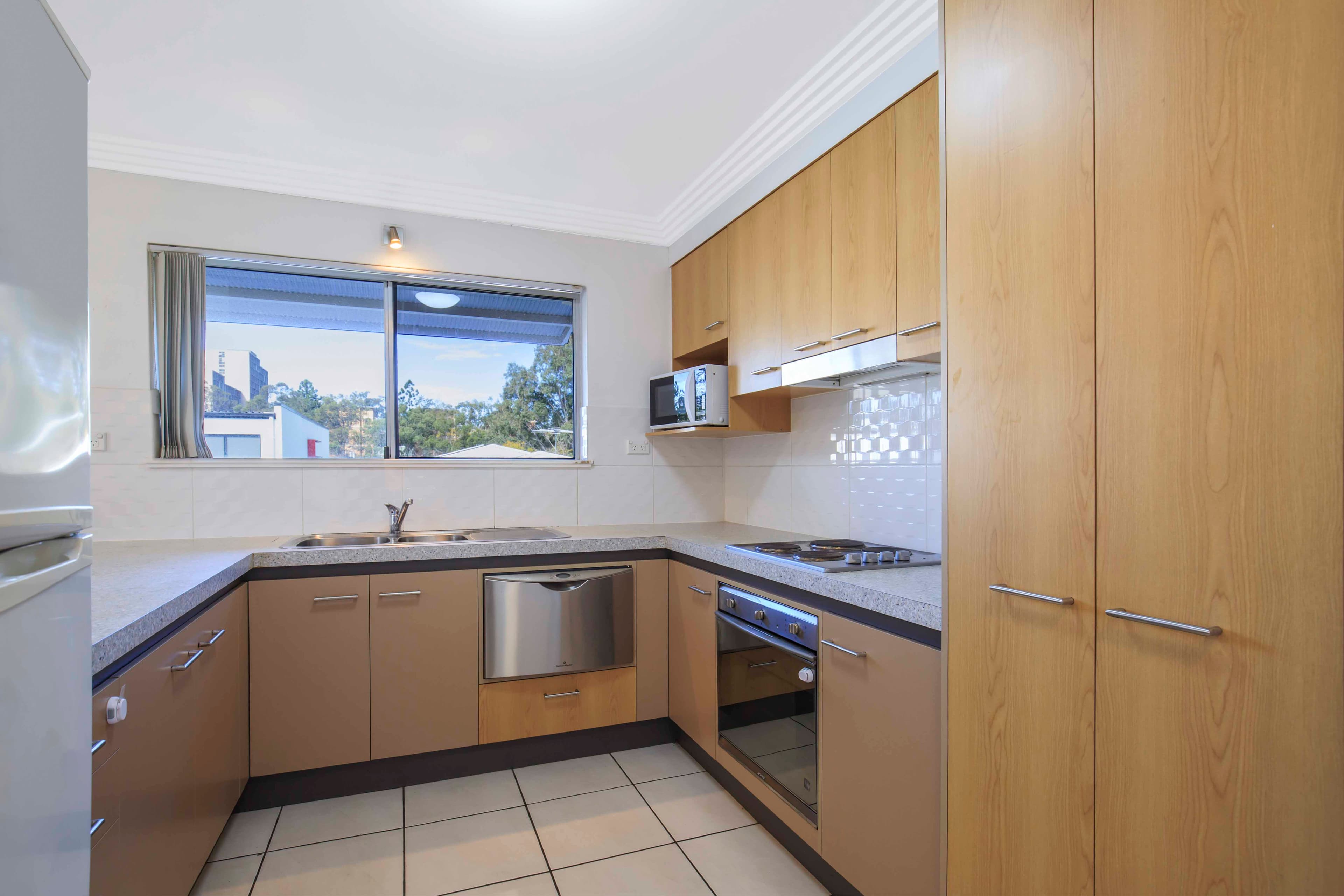 6/64 Warren Street, St Lucia - Thumbnail 5
