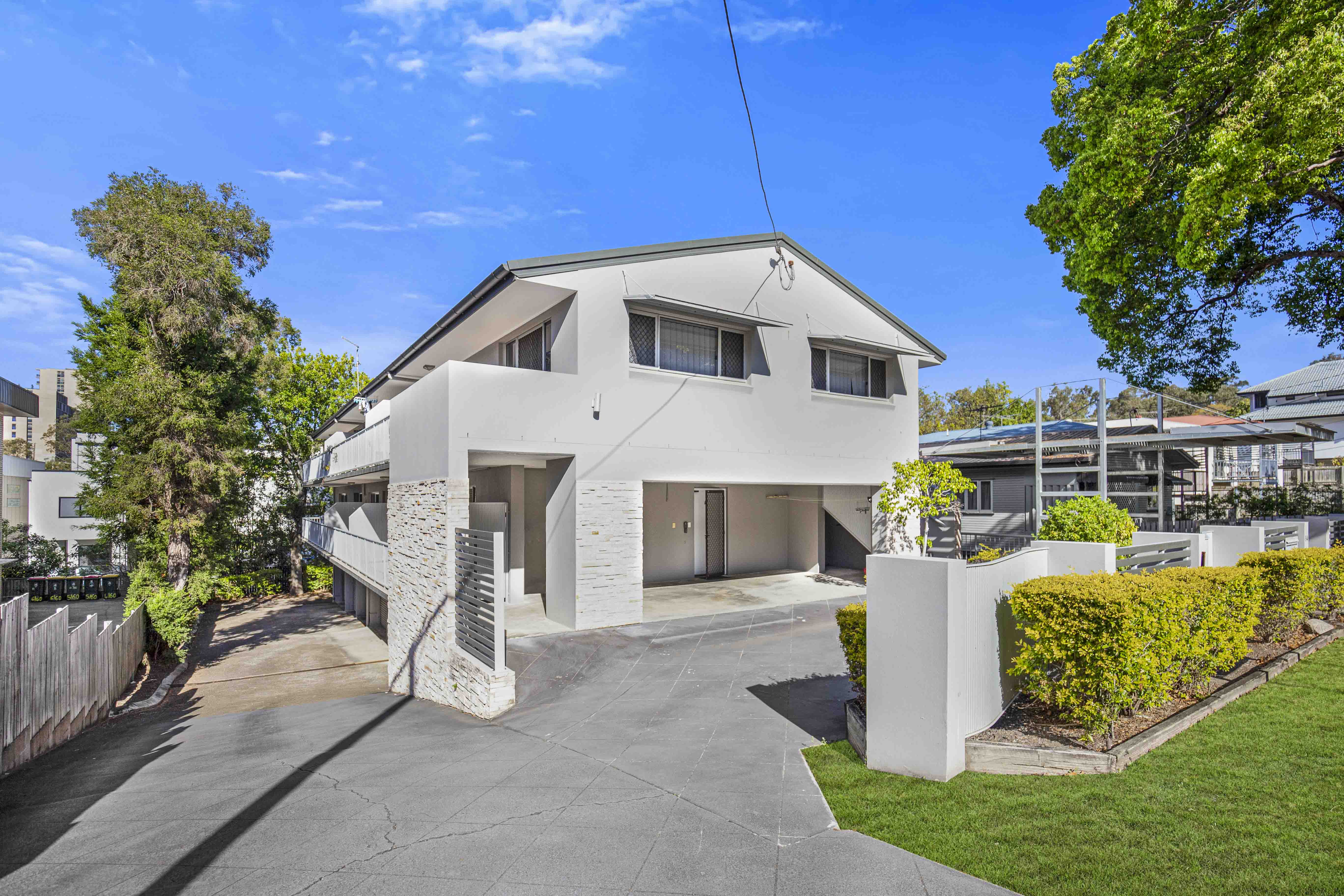 6/64 Warren Street, St Lucia - Image 1