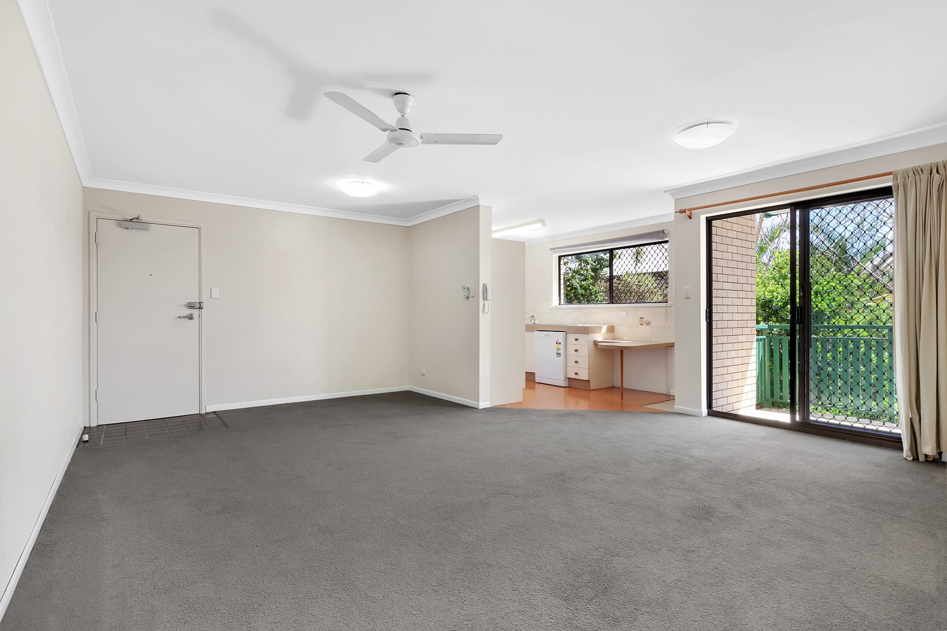 4/123 Central Avenue, Indooroopilly - Image 1