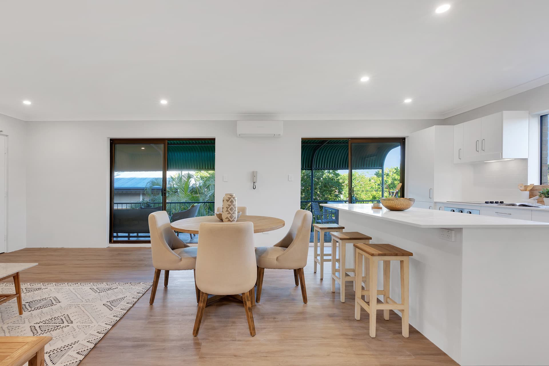 4/64 Sisley Street, St Lucia - Image 1