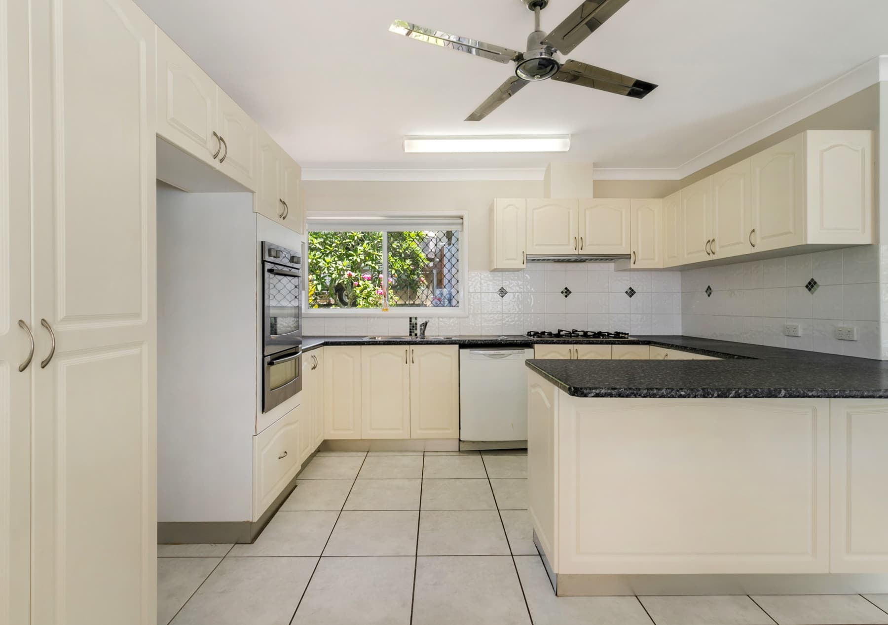 5 Pandian Crescent, Bellbowrie - Thumbnail 2