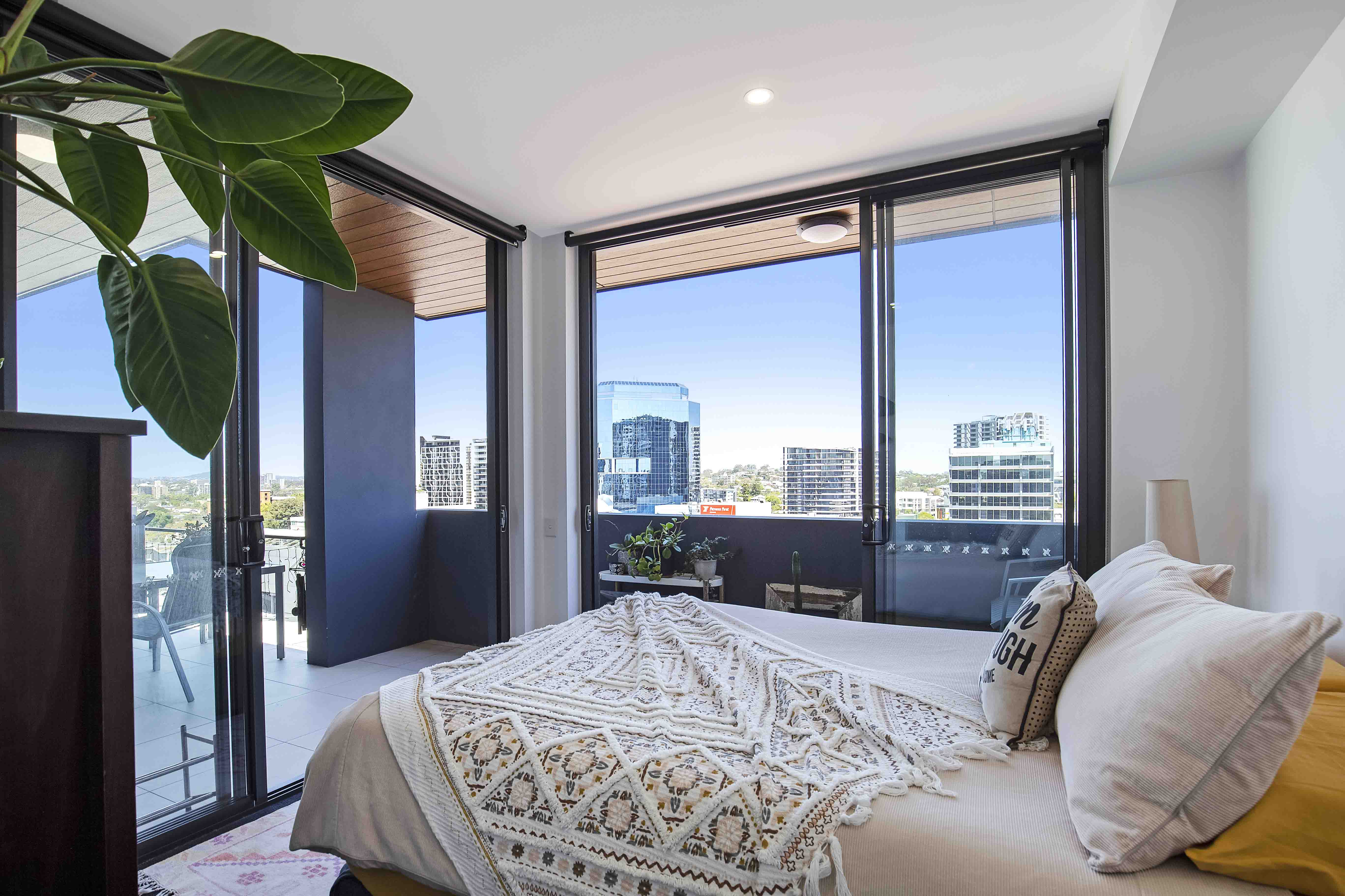 807/24 Augustus Stre..., Toowong - Thumbnail 3