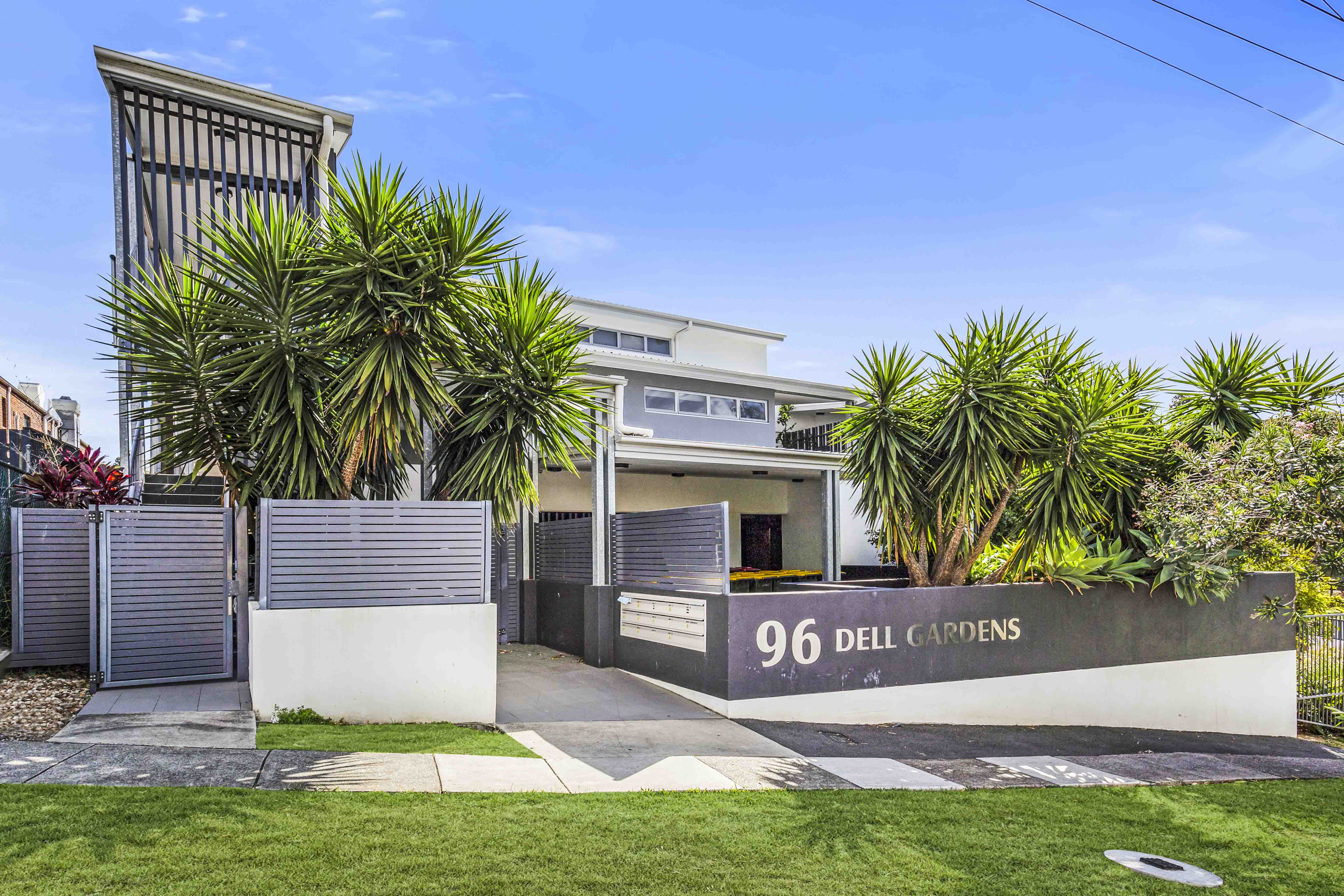1/96 Dell Road, St Lucia - Image 1