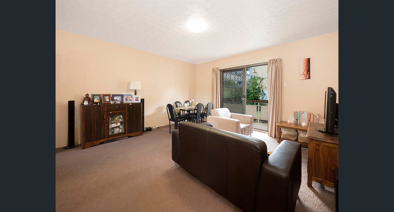 2/30 Moran Street, Alderley - Thumbnail 2