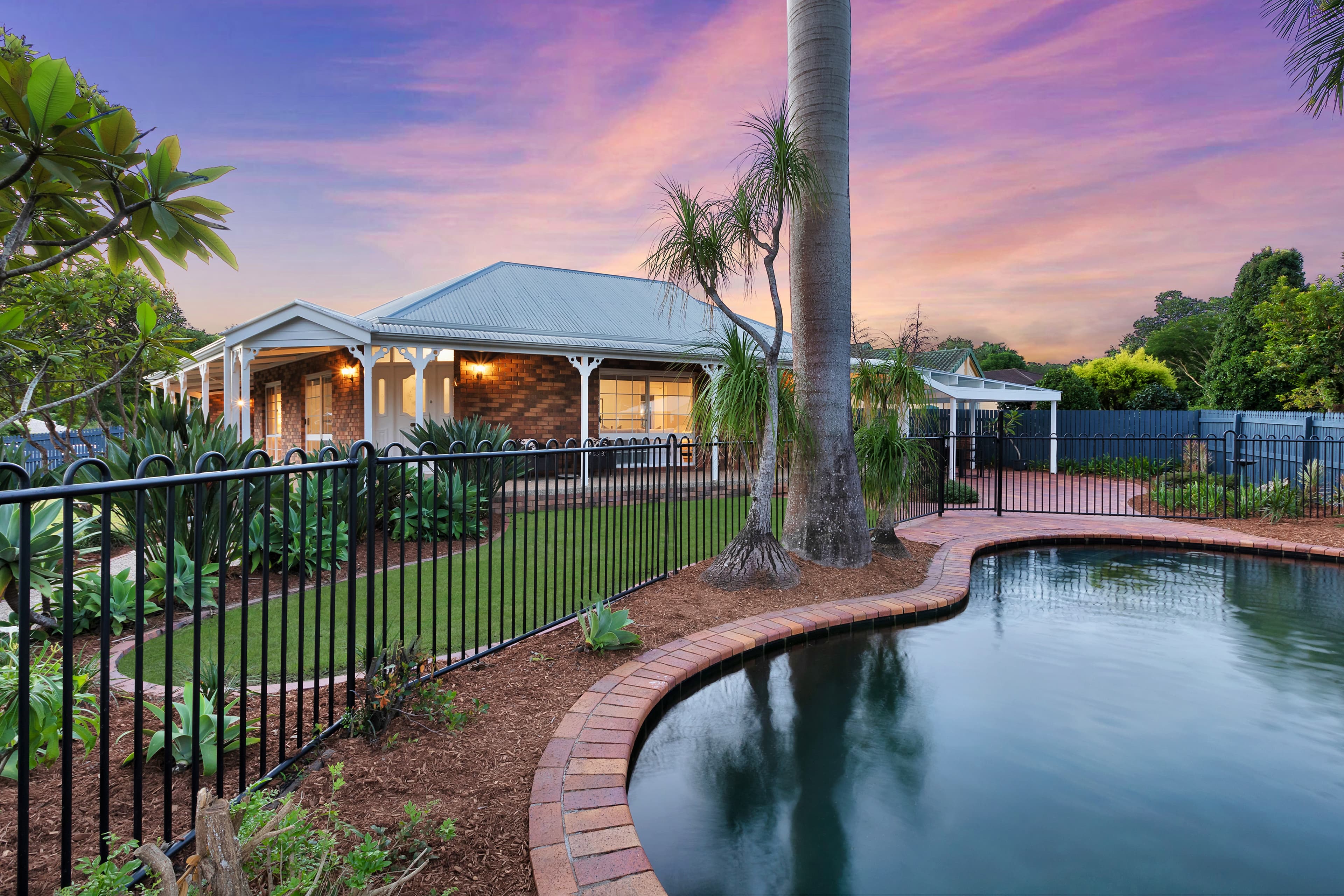 54 Tillbrook Street, Chapel Hill - Image 1