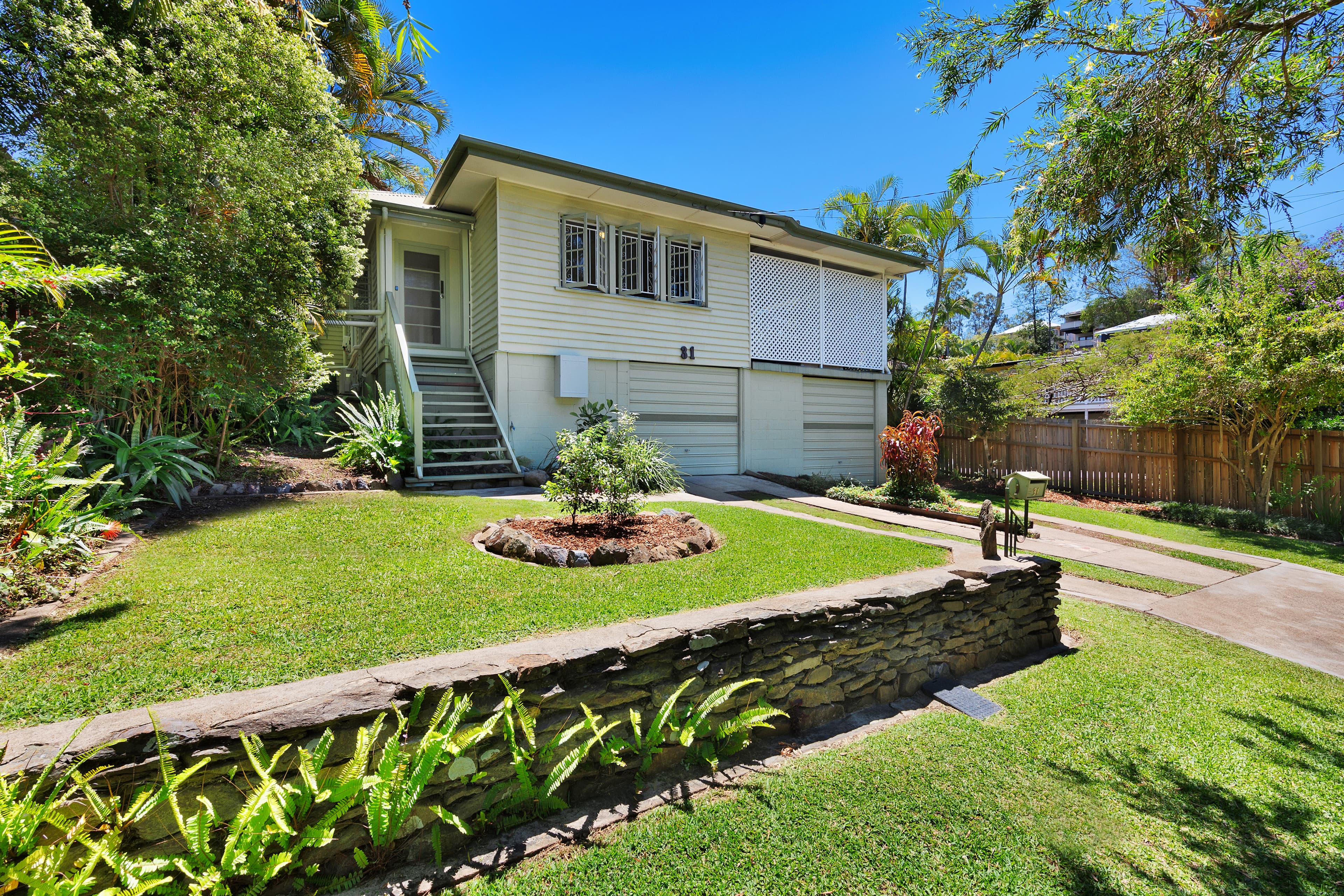31 Noreen Street, Chapel Hill - Image 1
