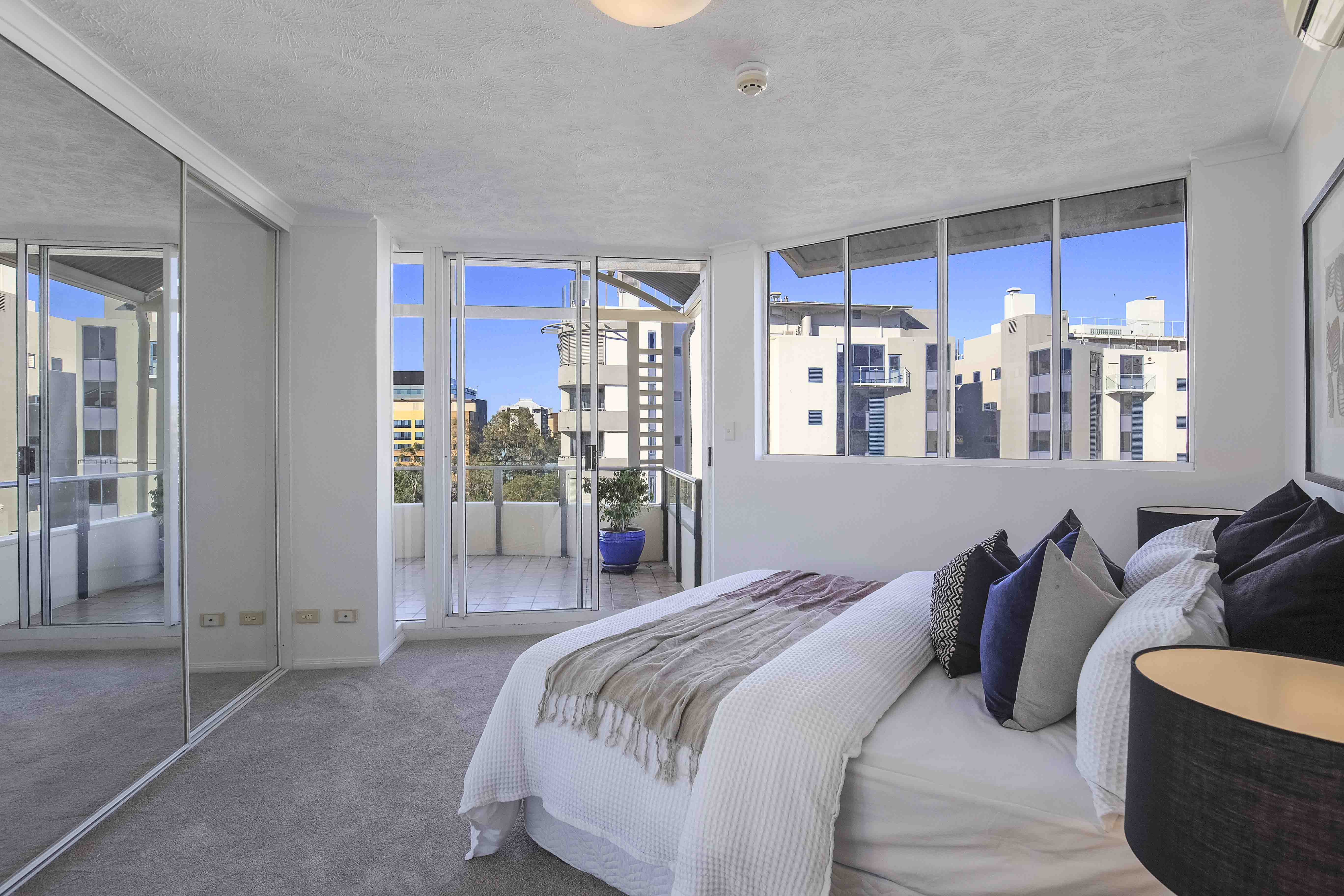 27/16 Patrick Lane, Toowong - Thumbnail 8