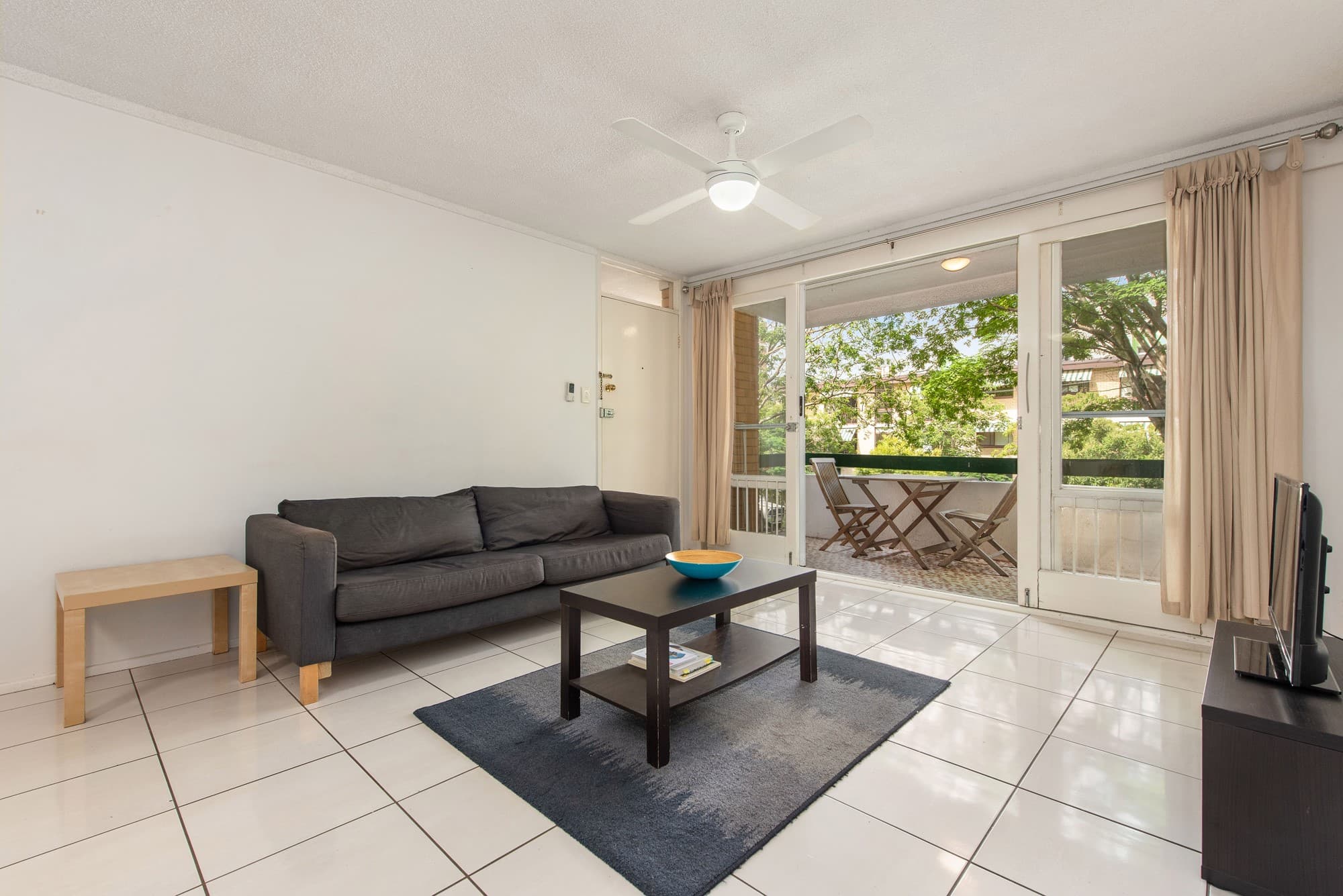 3/11 Munro Street, St Lucia - Image 1