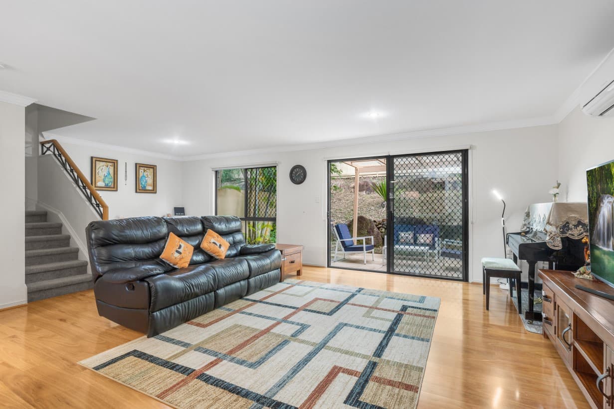 42/105 Oldfield Road, Sinnamon Park - Thumbnail 2