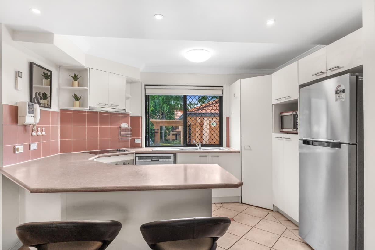 42/105 Oldfield Road, Sinnamon Park - Thumbnail 3