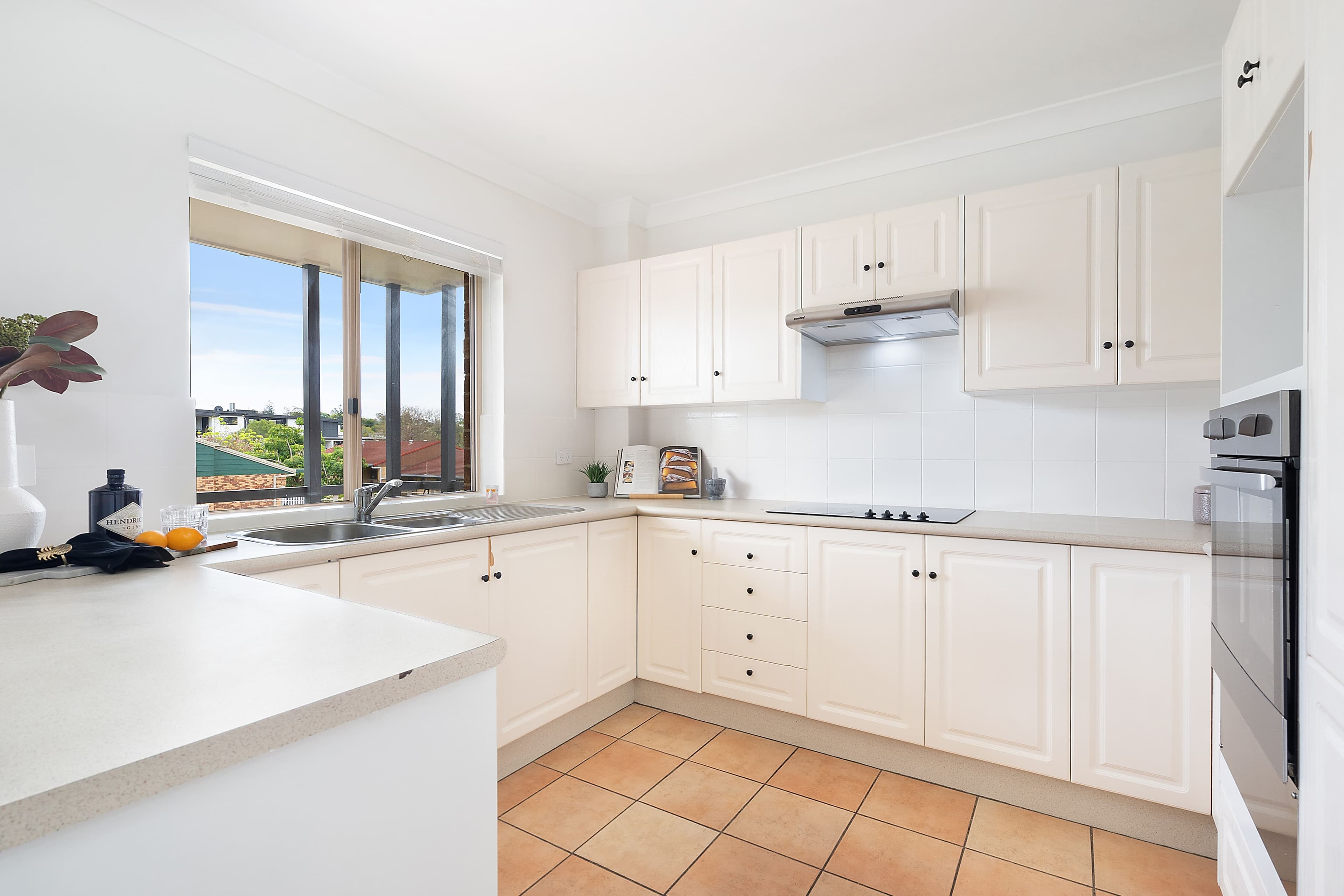 4/15 Stanley Street, Indooroopilly - Thumbnail 3