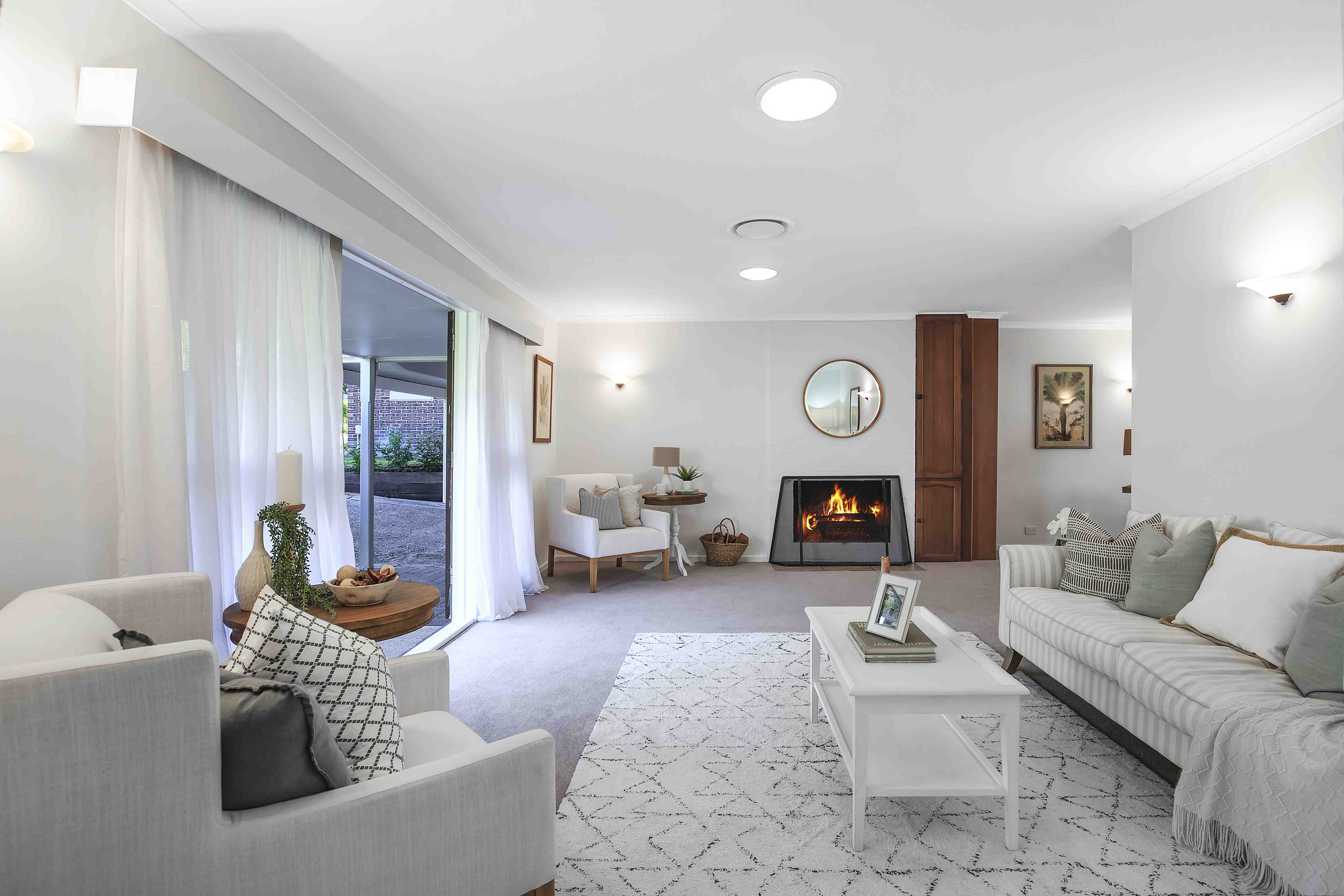 6 Archer Court, Mount Ommaney - Thumbnail 3