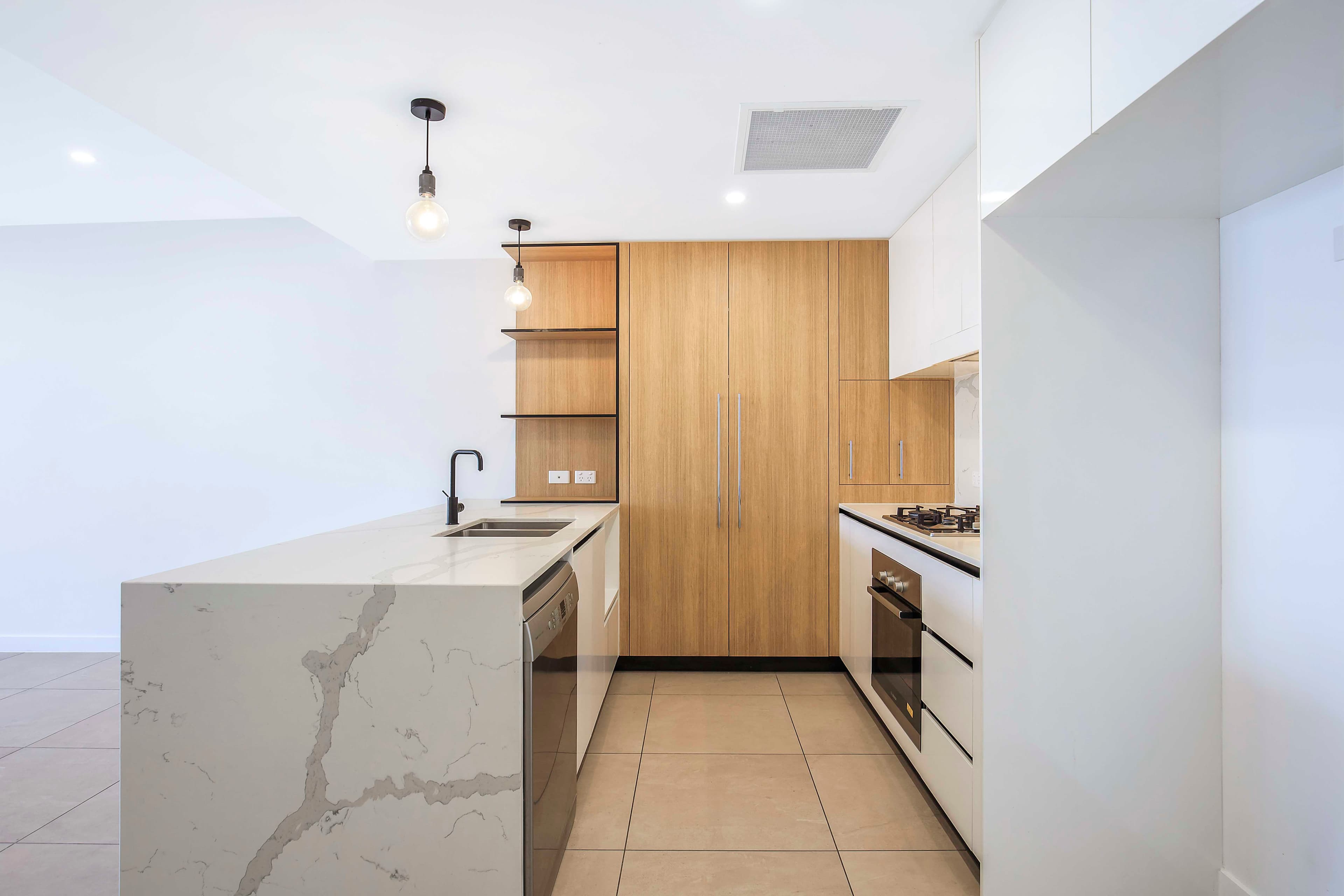 310/24 Augustus Stre..., Toowong - Thumbnail 5