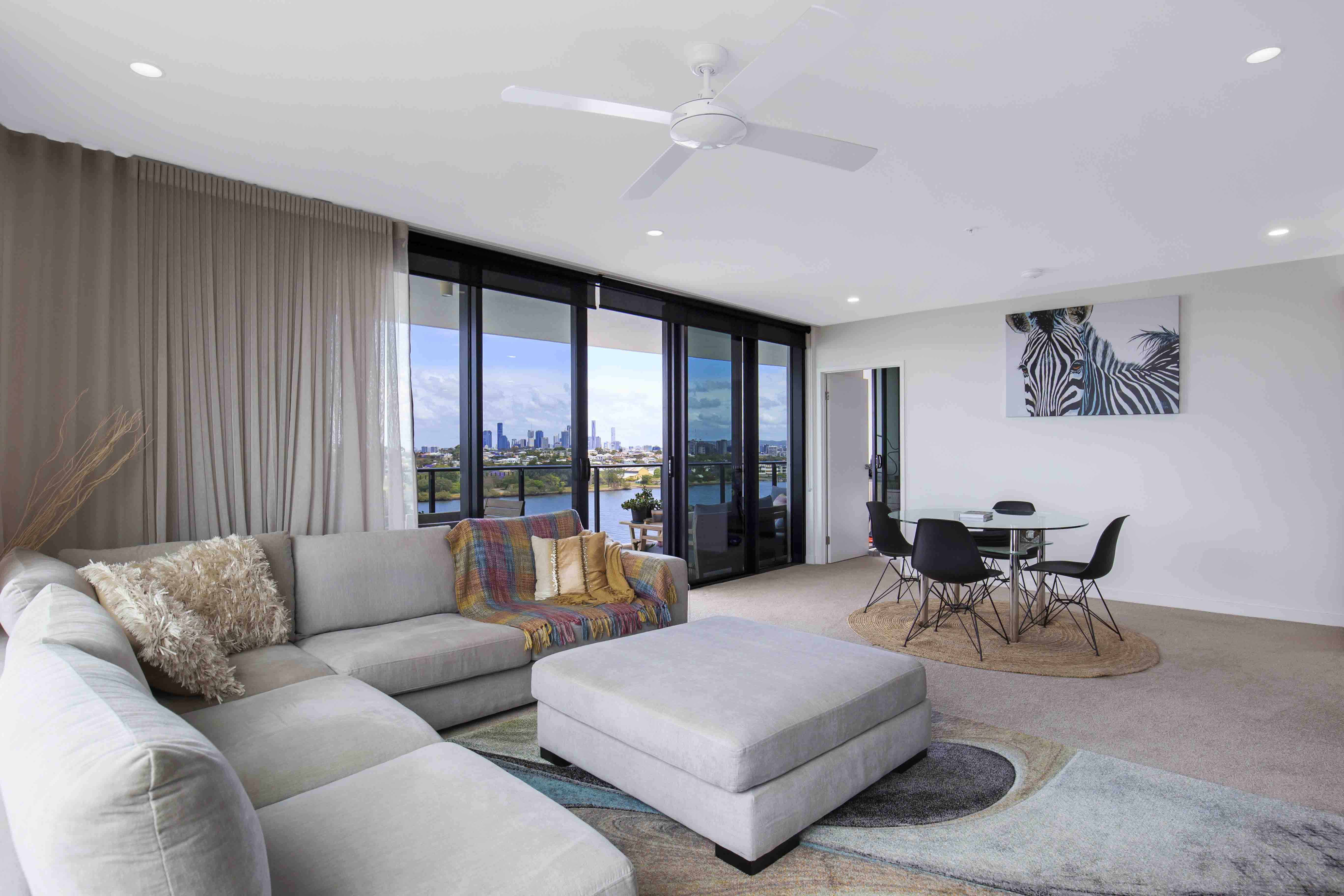 707/11 Wharf Street, Hamilton - Thumbnail 4