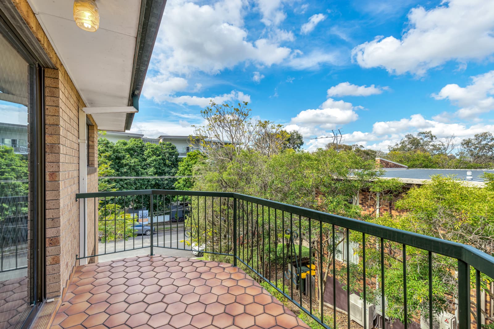 5/28 Alpha Street, Taringa - Image 1