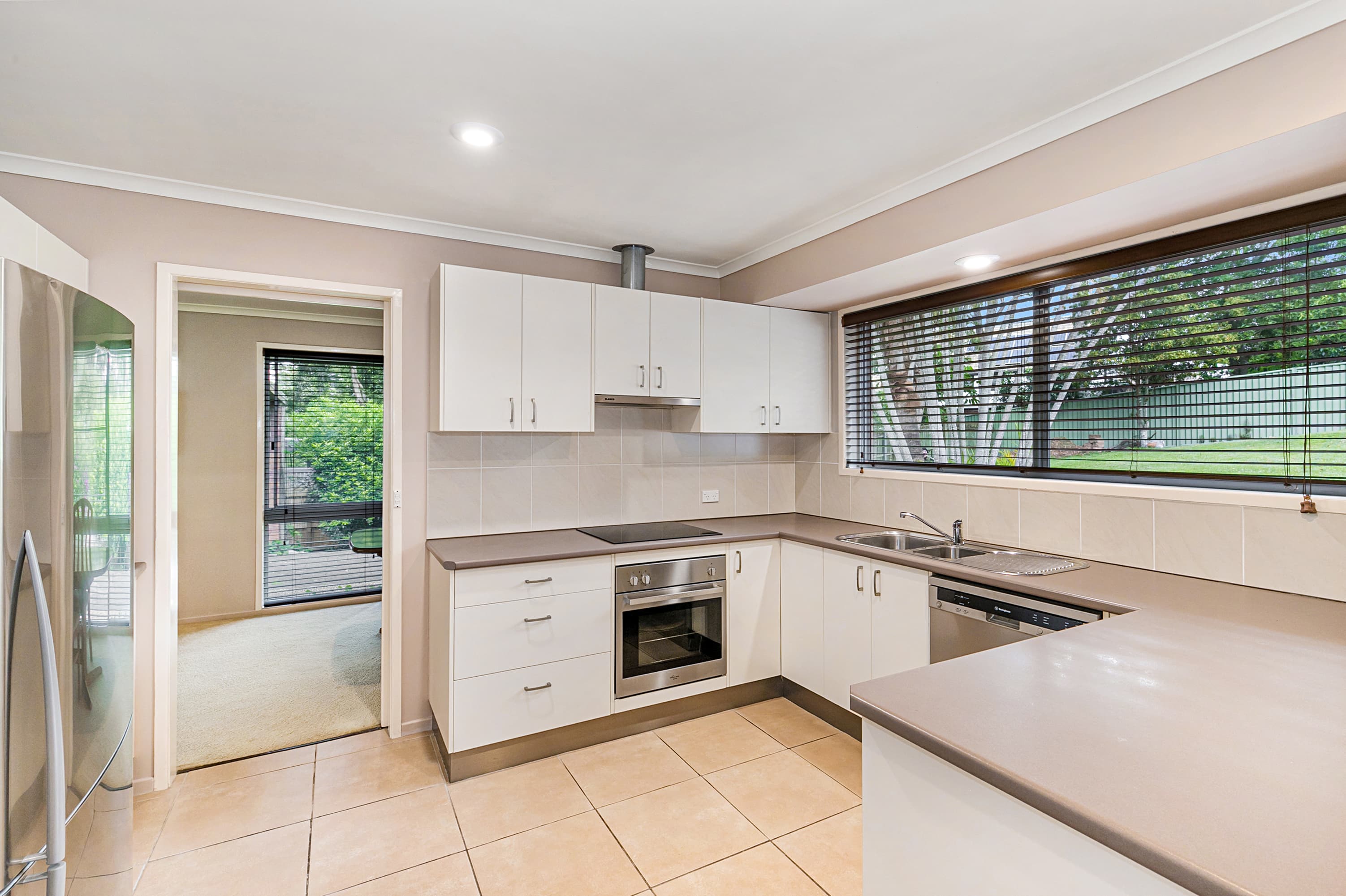 18 Diosma Street, Bellbowrie - Thumbnail 2