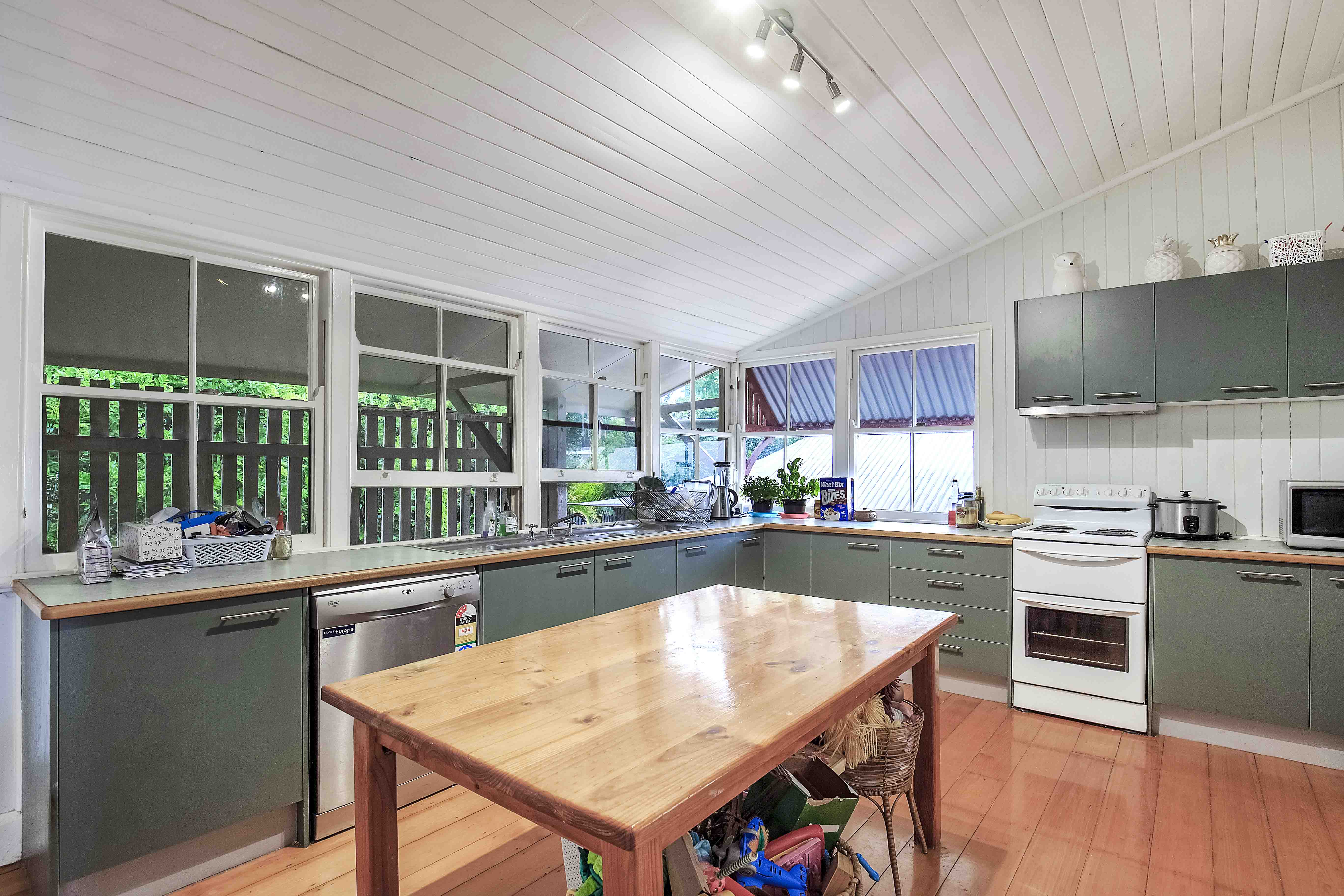 337 Oxley Road, Sherwood - Thumbnail 5