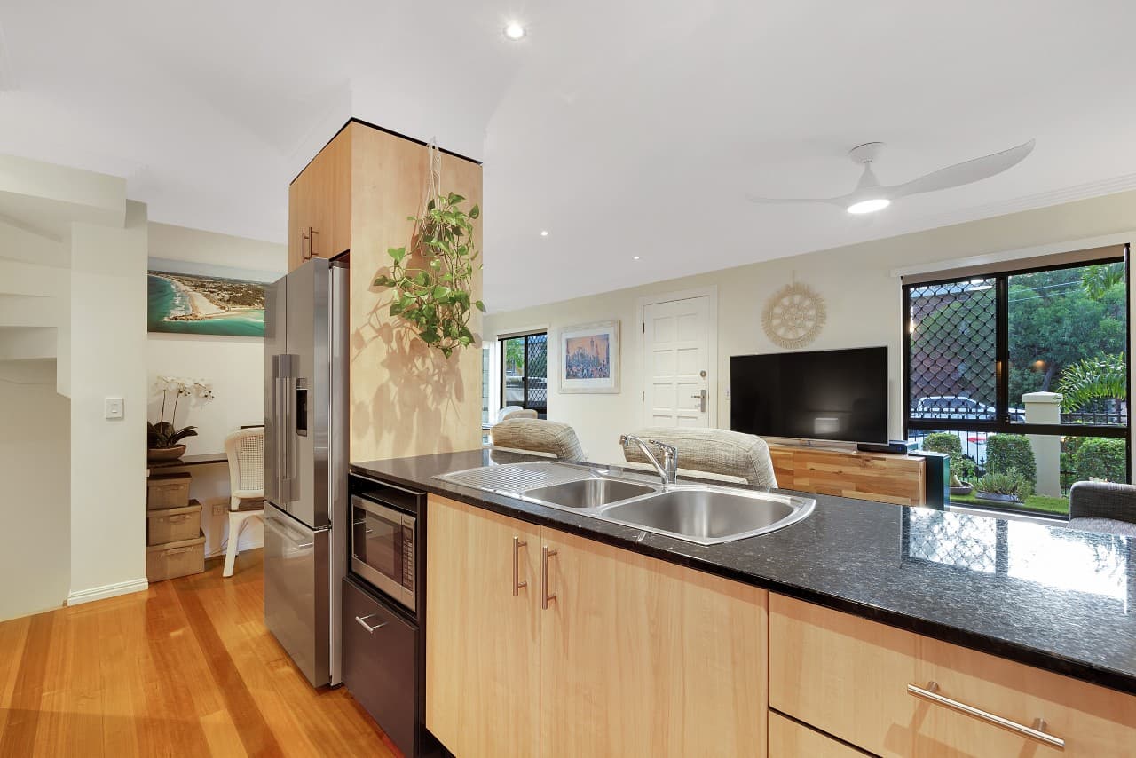 2/136 Central Avenue, Indooroopilly - Thumbnail 7