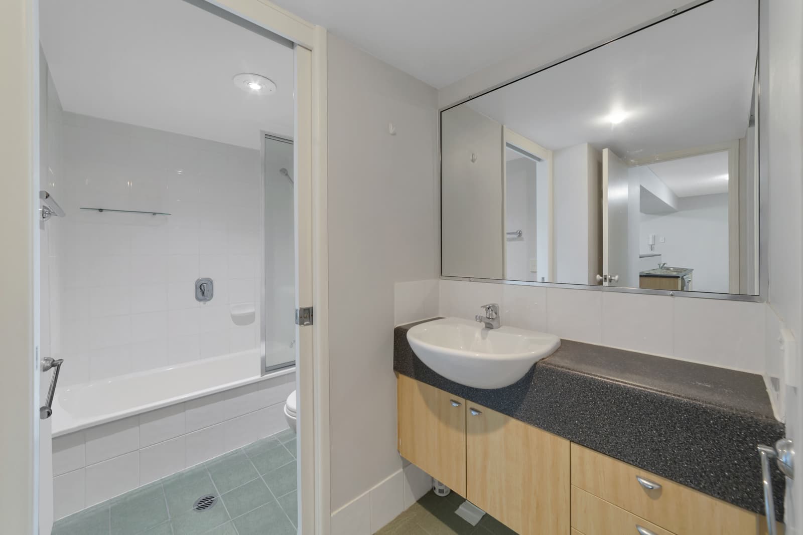 10/7 Landsborough Te..., Toowong - Thumbnail 7