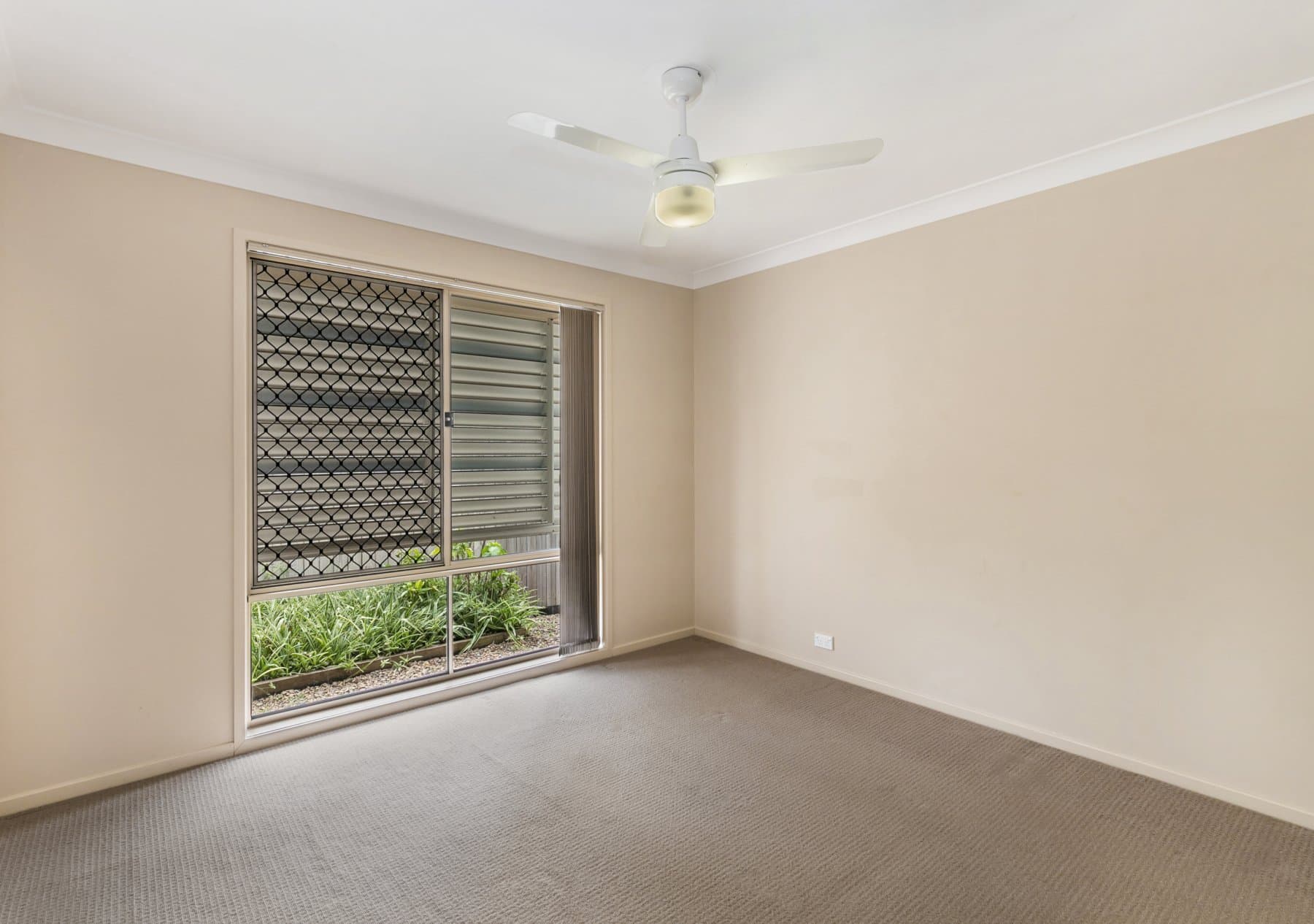 8 Springbrook Place, Moggill - Thumbnail 4