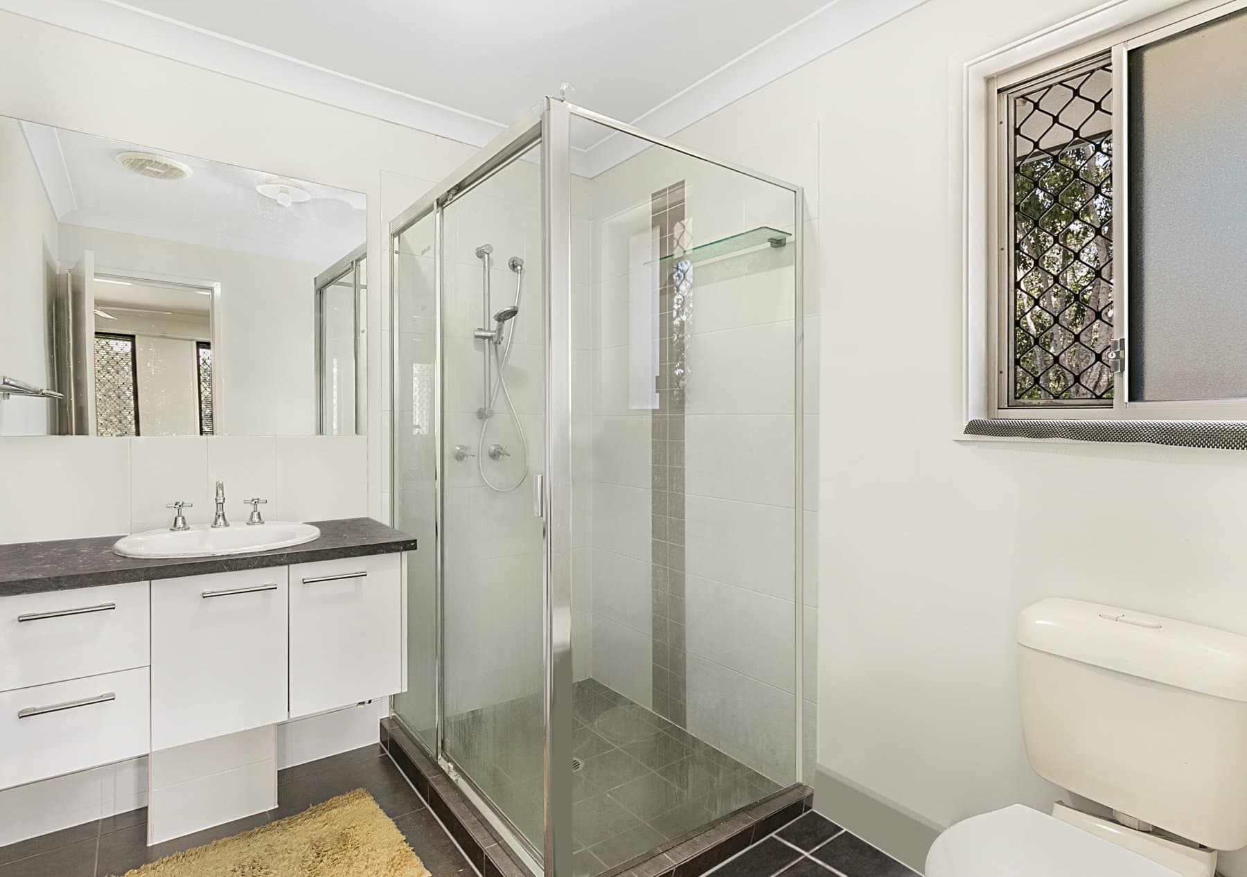 48 Lagoon Crescent, Bellbowrie - Thumbnail 6