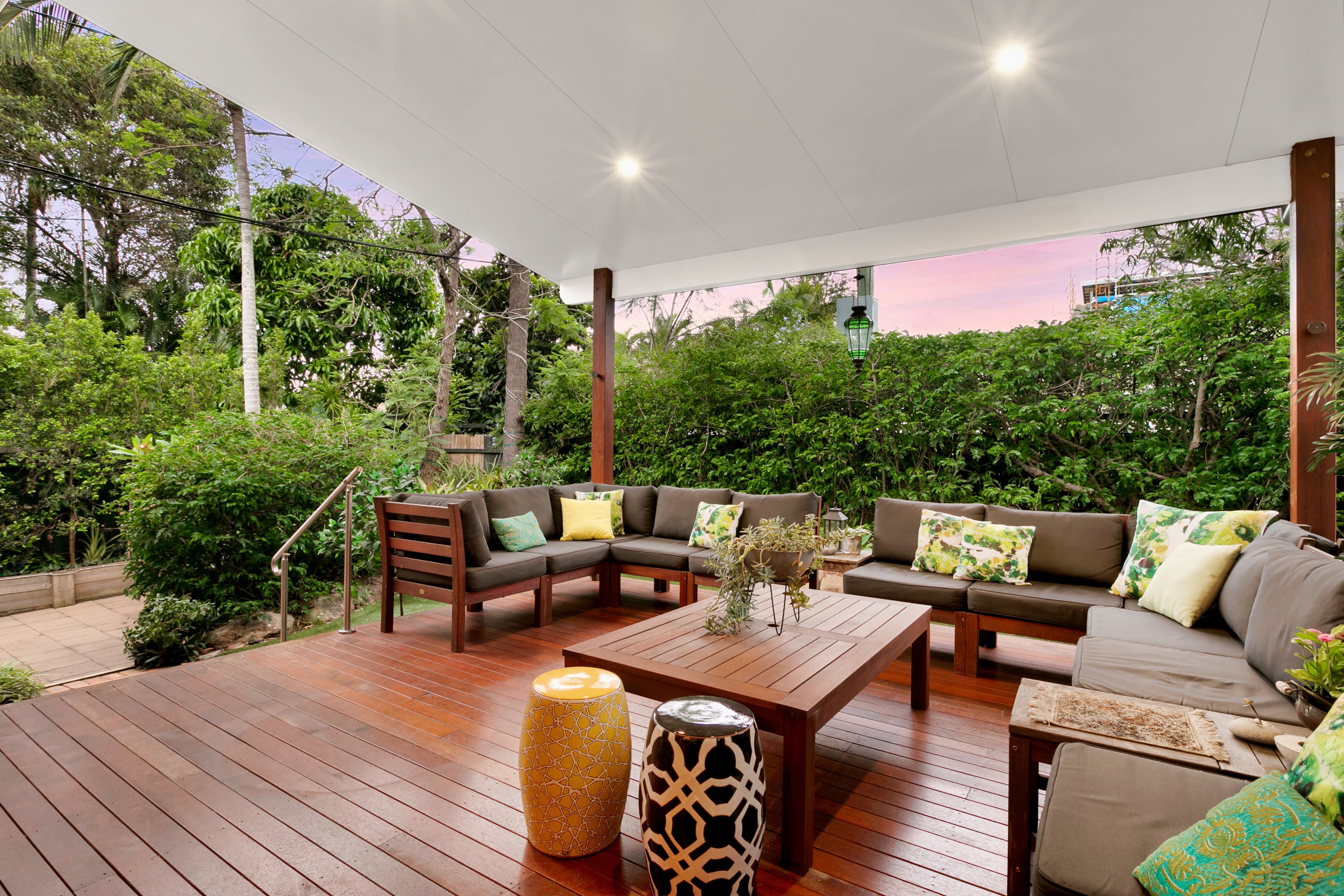 6 Lowanna Street, Kenmore - Thumbnail 2