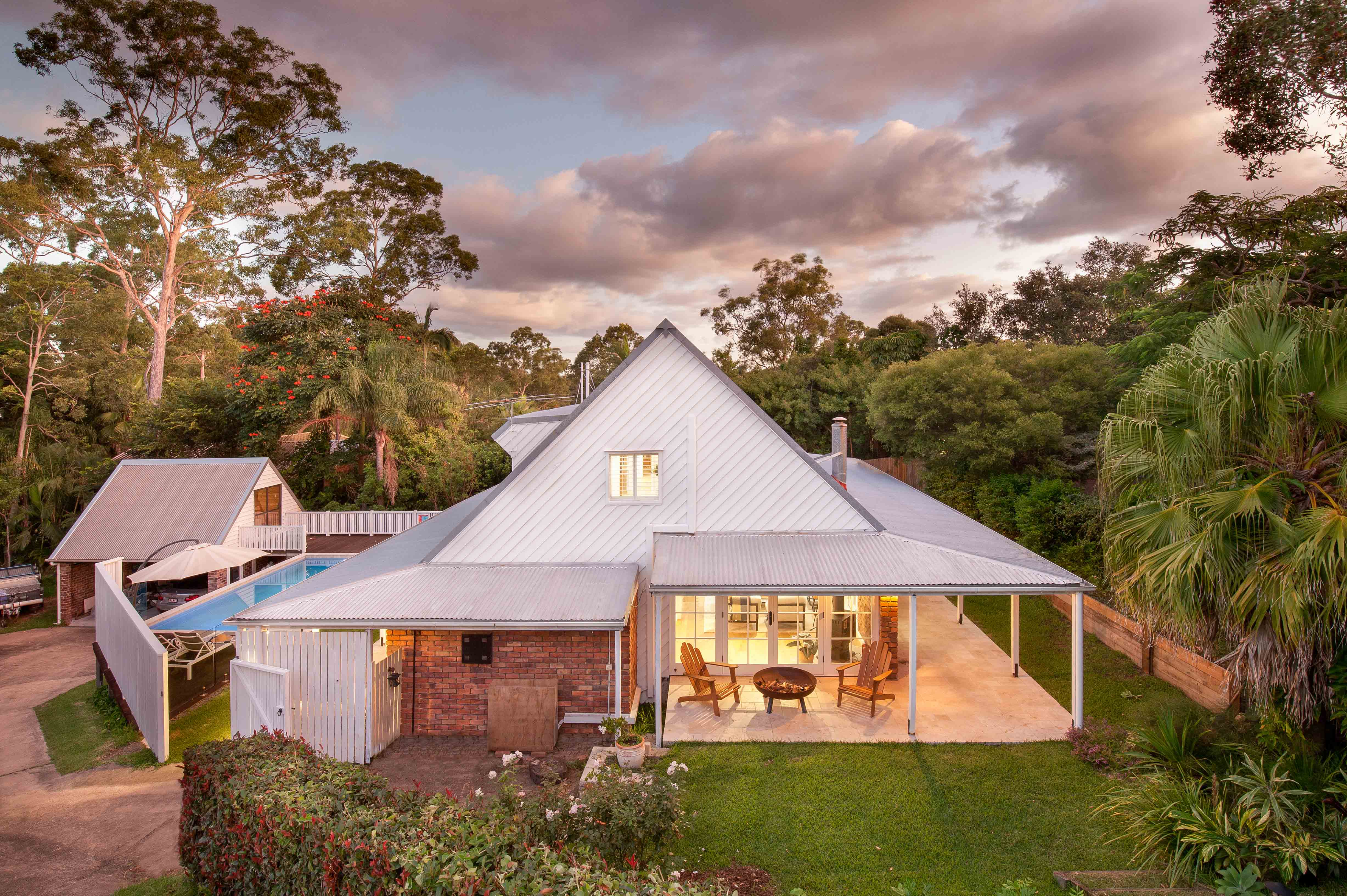 9 Moonah Street, Chapel Hill - Image 1