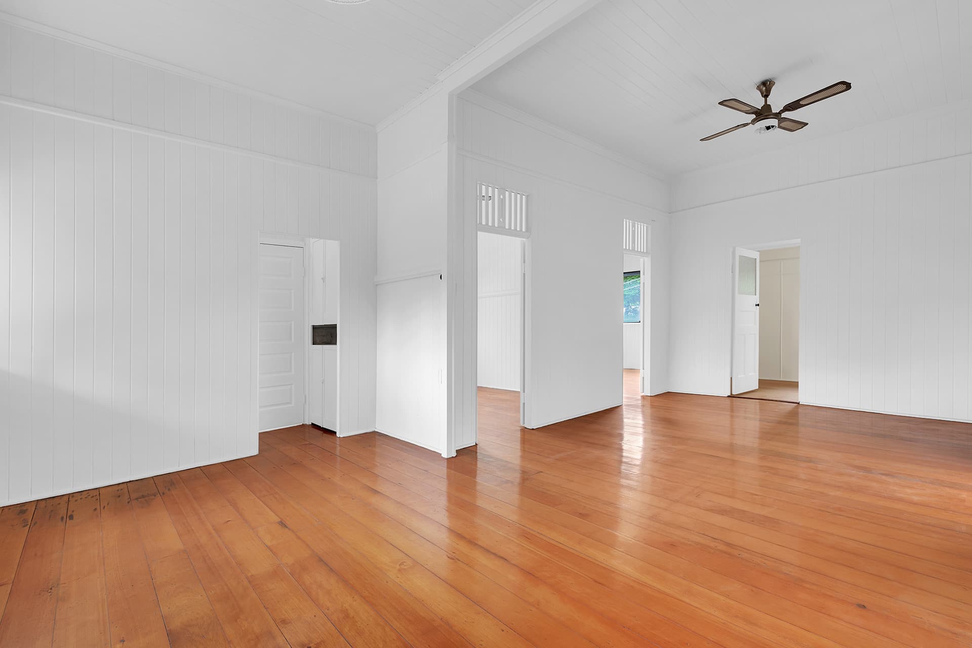 22 Burns Street, Indooroopilly - Thumbnail 3