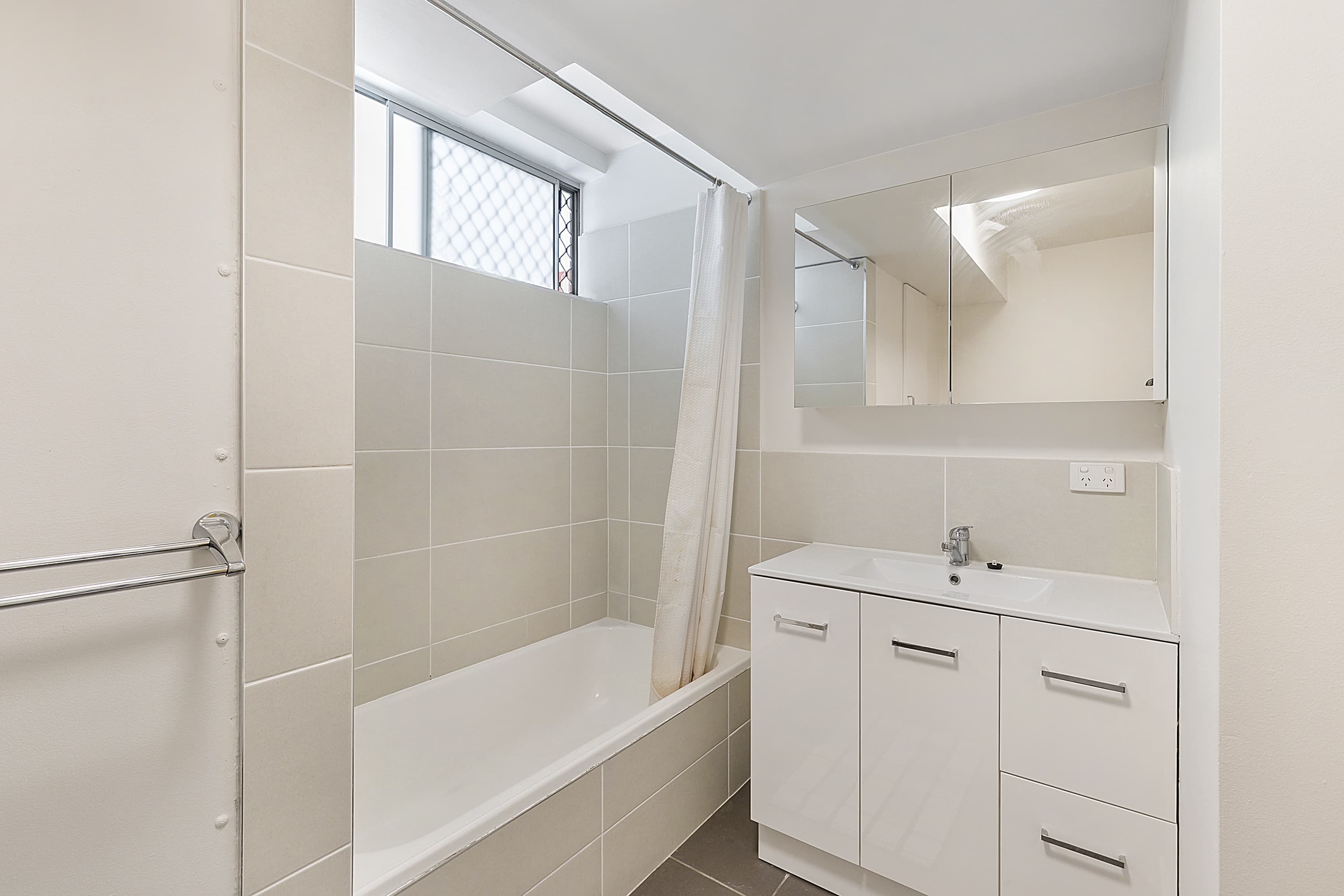 5/23 Augustus Street, Toowong - Thumbnail 8