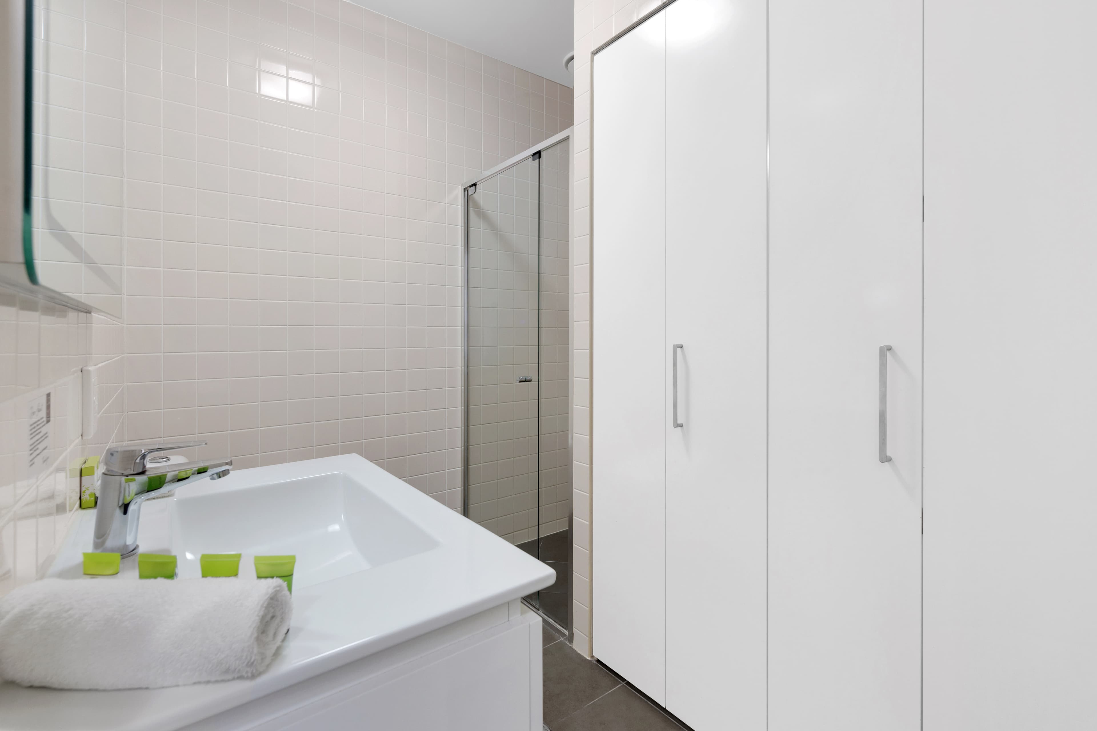 51/18 Tank Street, Brisbane City - Thumbnail 8