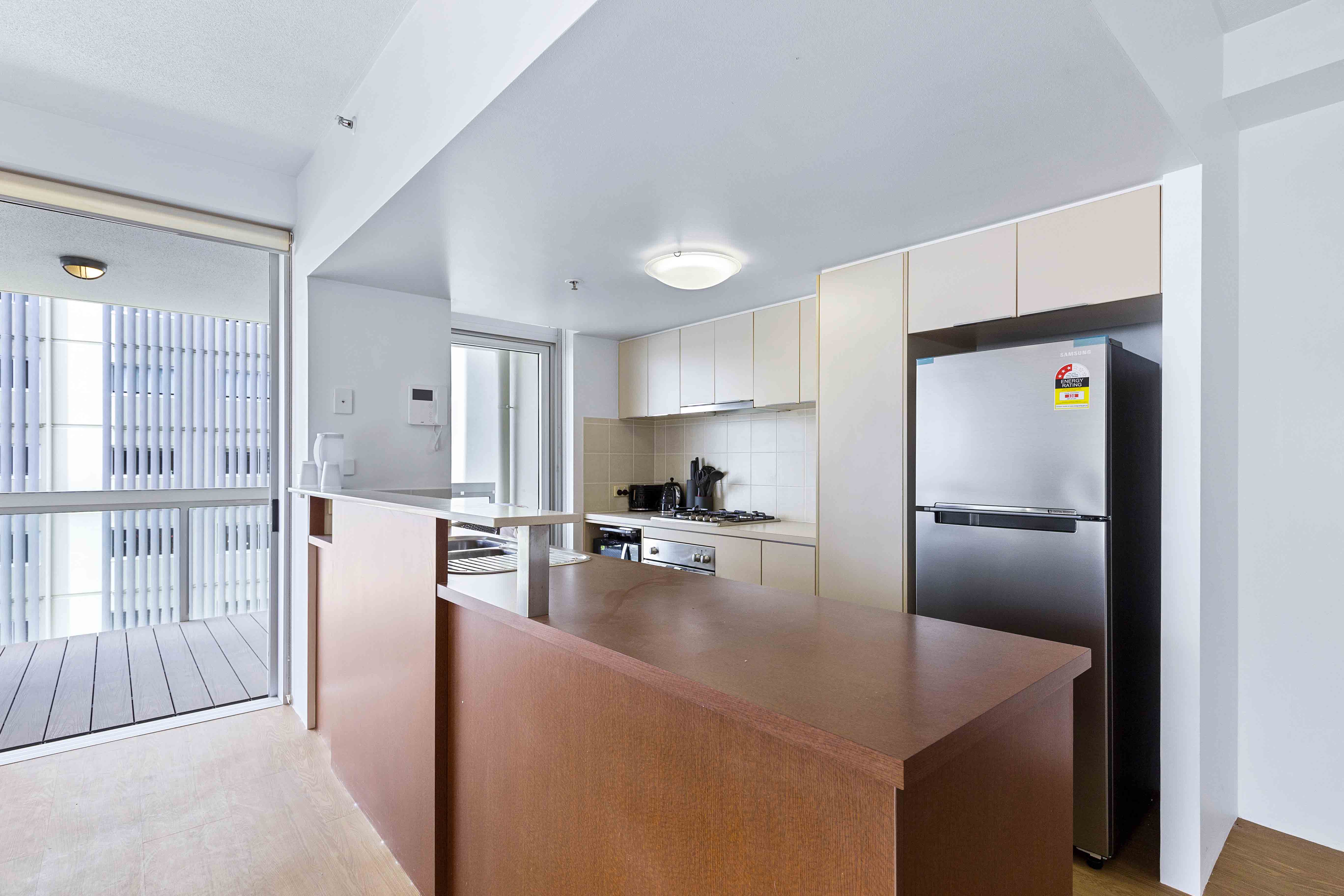 22/170 Leichhardt St..., Spring Hill - Thumbnail 5