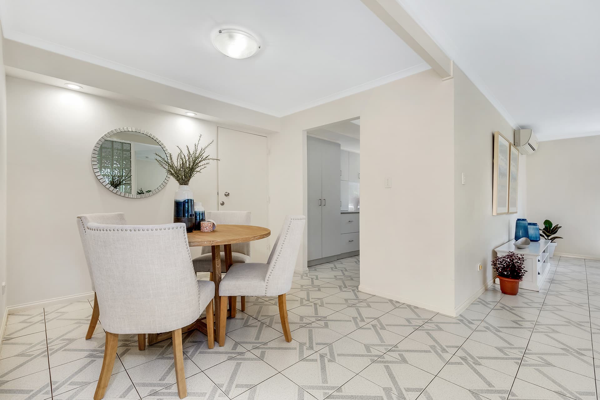 1/6 Shirley Street, Indooroopilly - Thumbnail 4