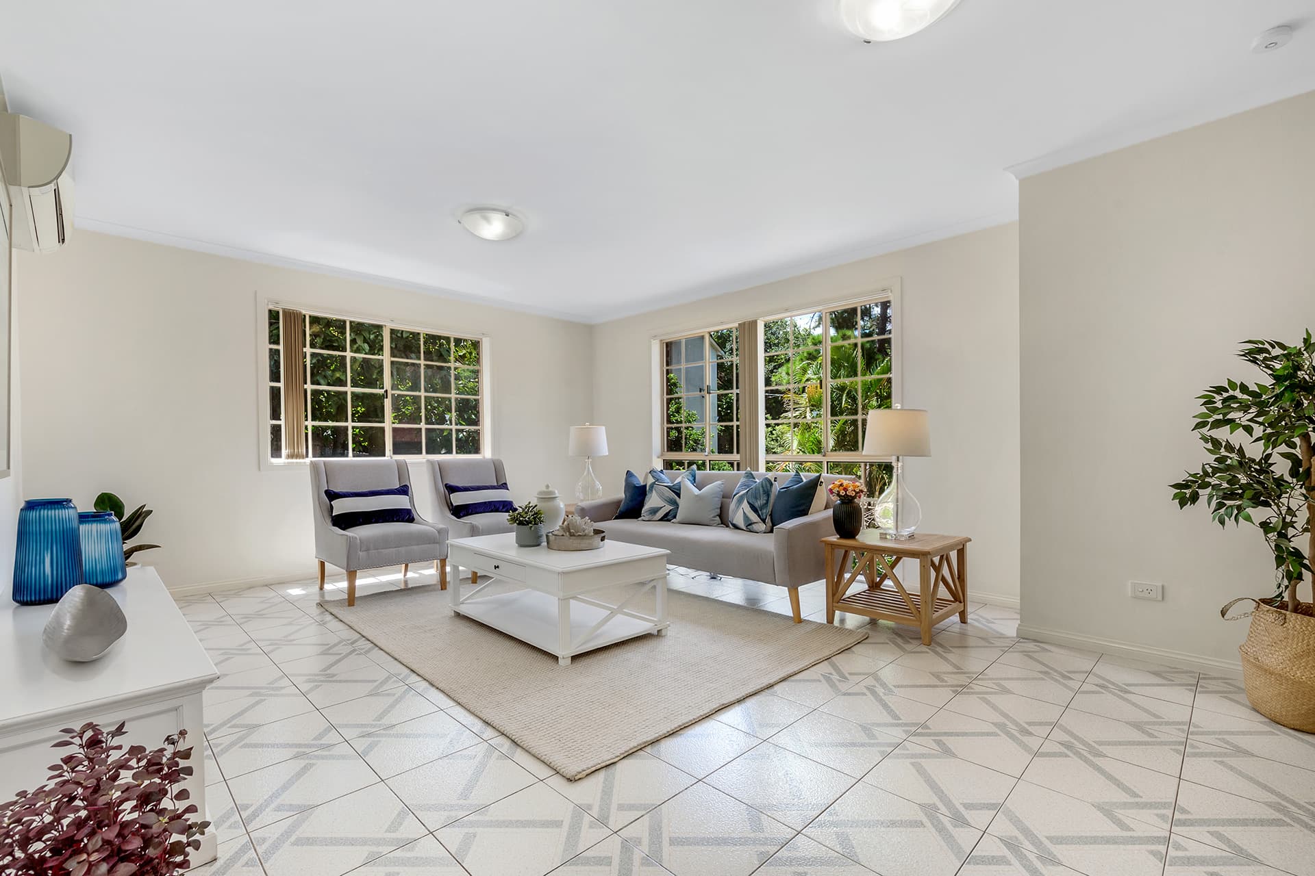 1/6 Shirley Street, Indooroopilly - Thumbnail 3