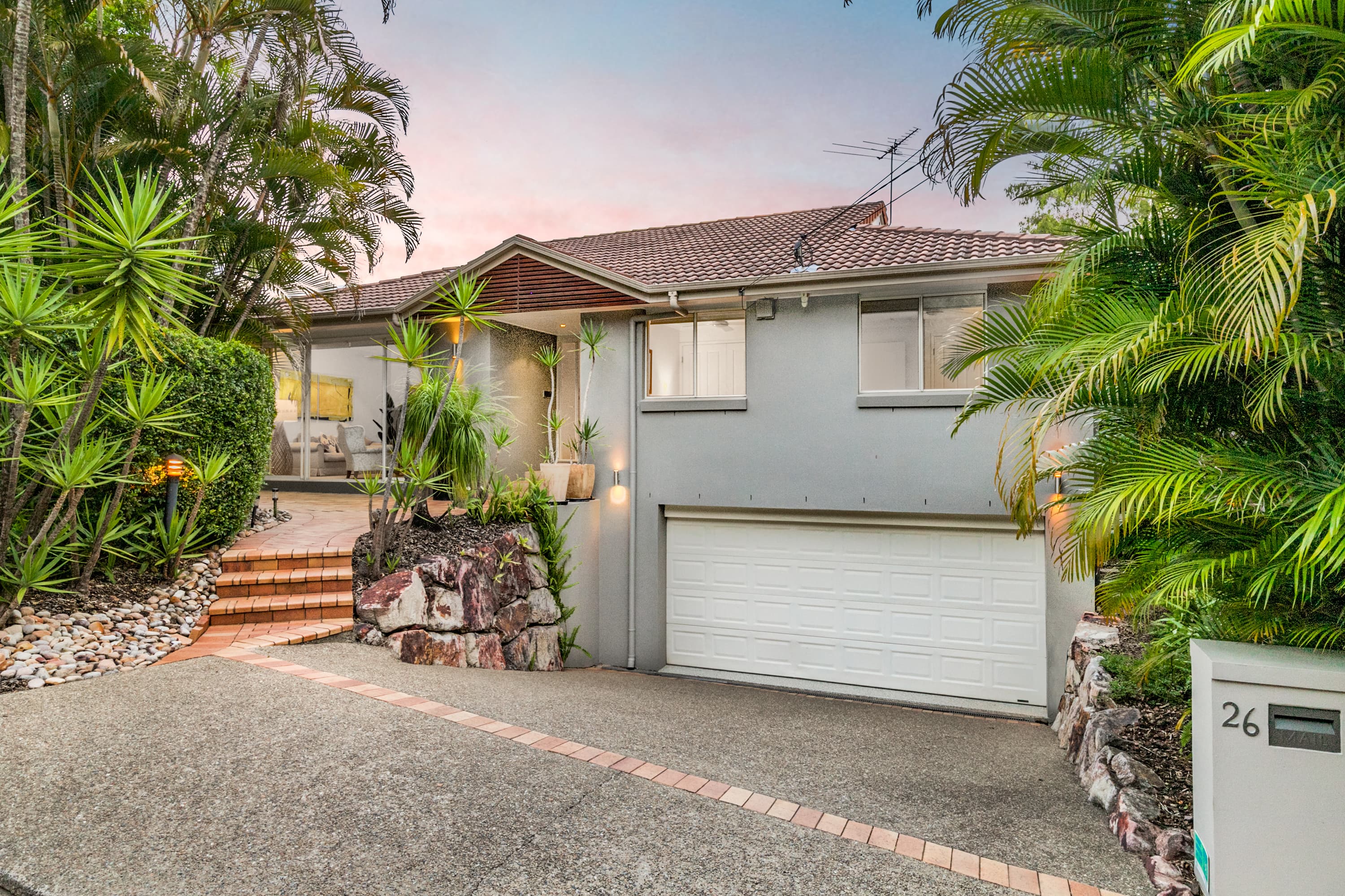 26 Rowena Street, Kenmore - Thumbnail 2