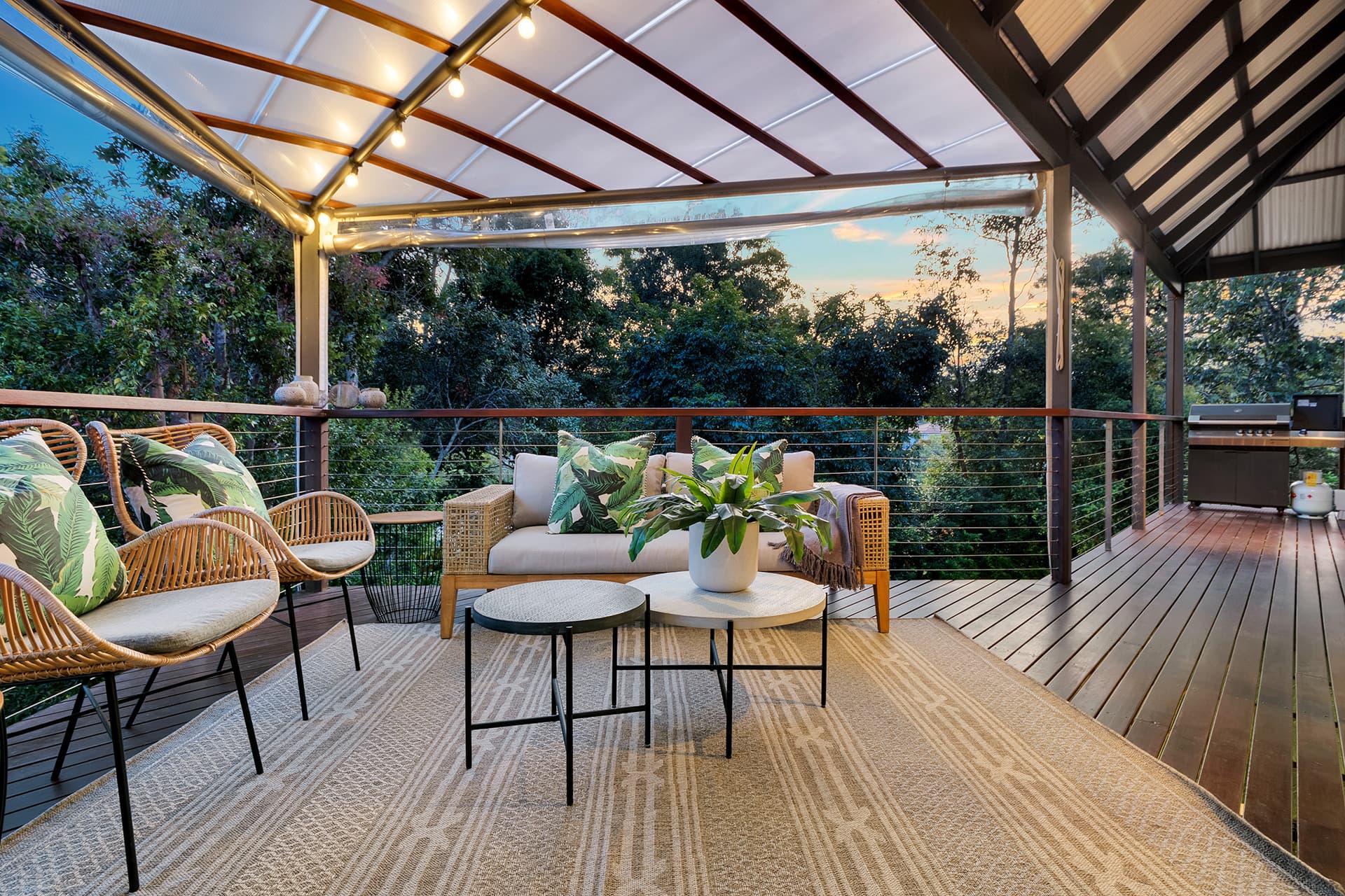 10 Alenola Street, Chapel Hill - Image 1
