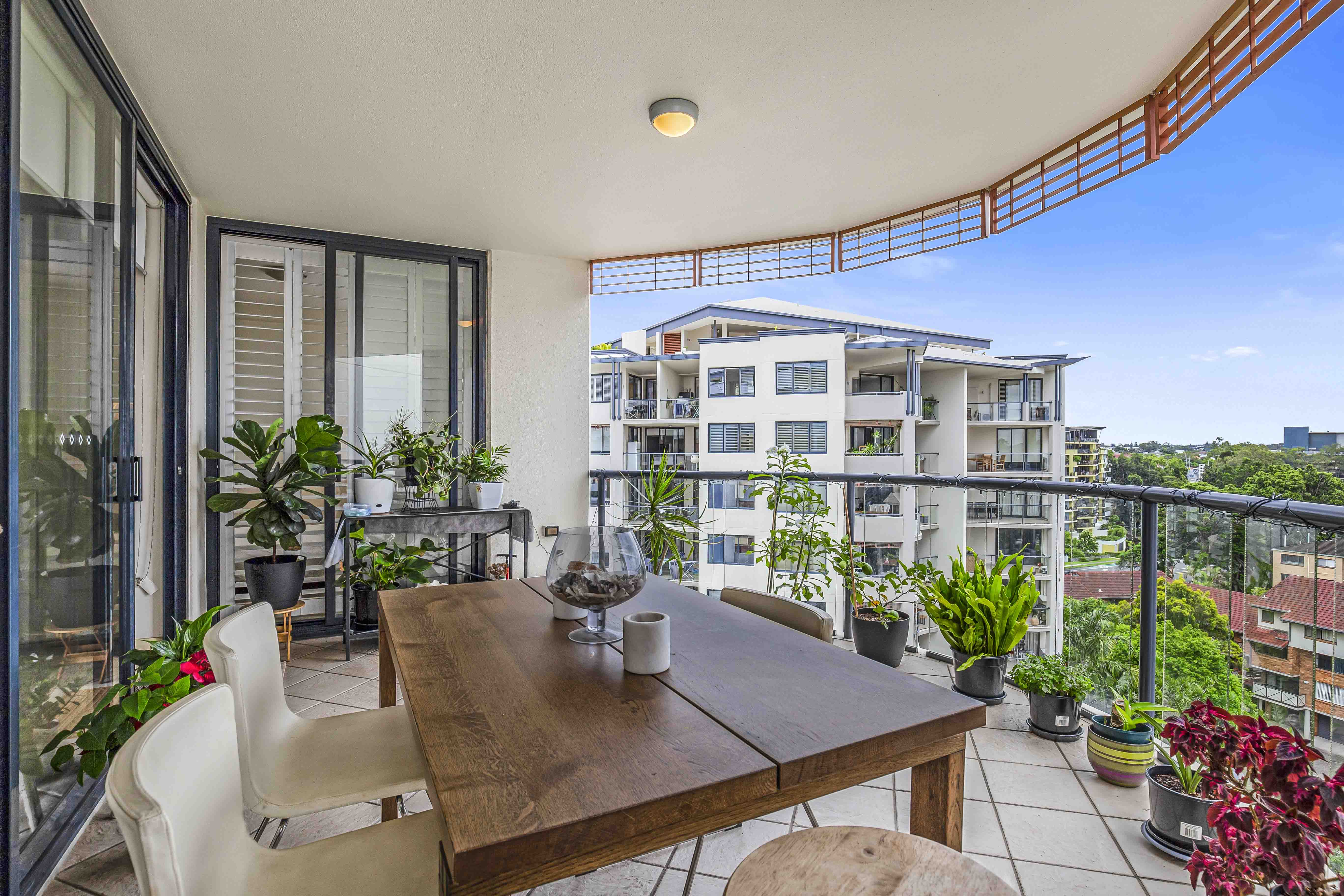 76/9 Sylvan Road, Toowong - Image 1