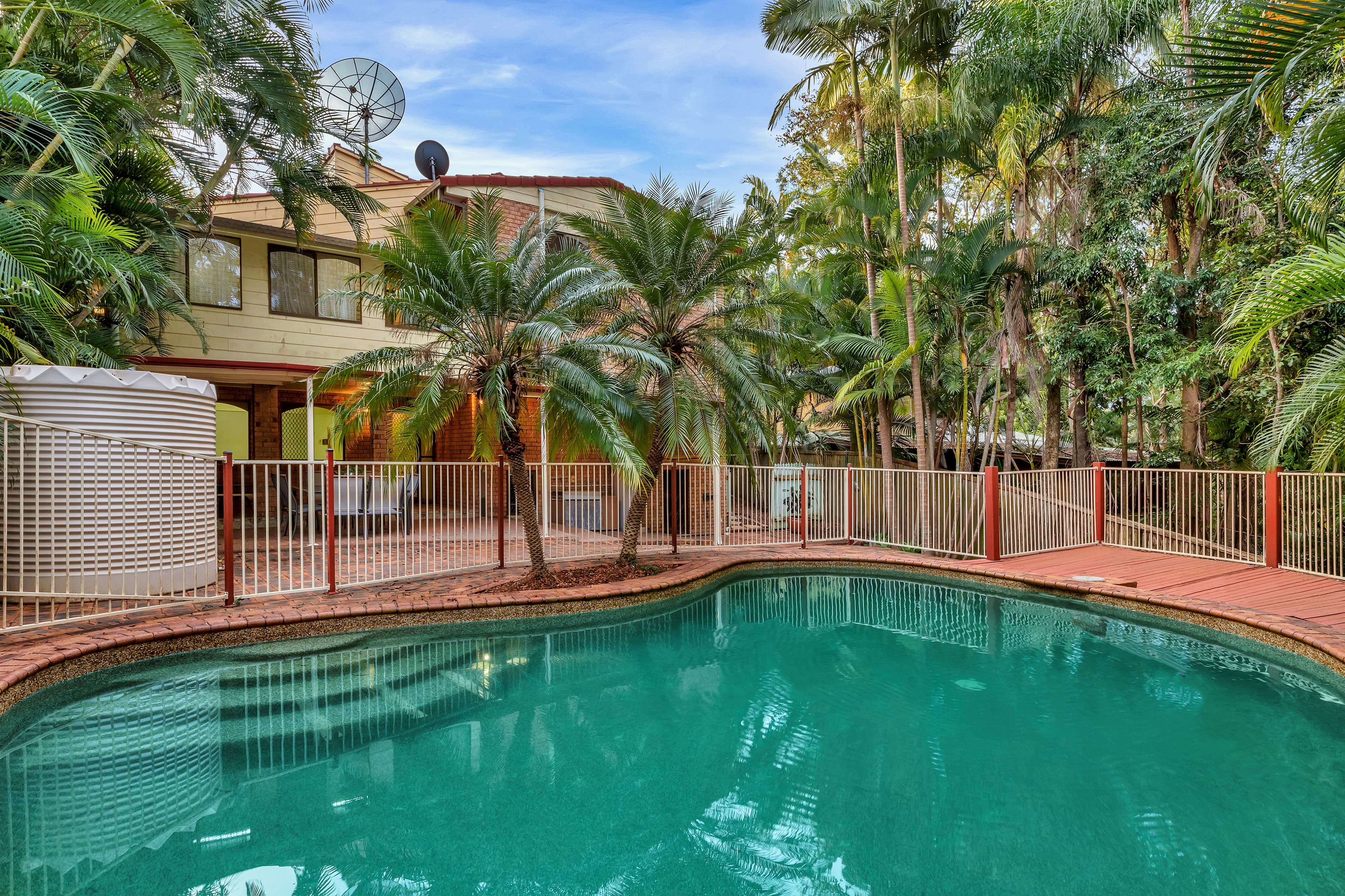 129 Chapel Hill Road, Chapel Hill - Thumbnail 2