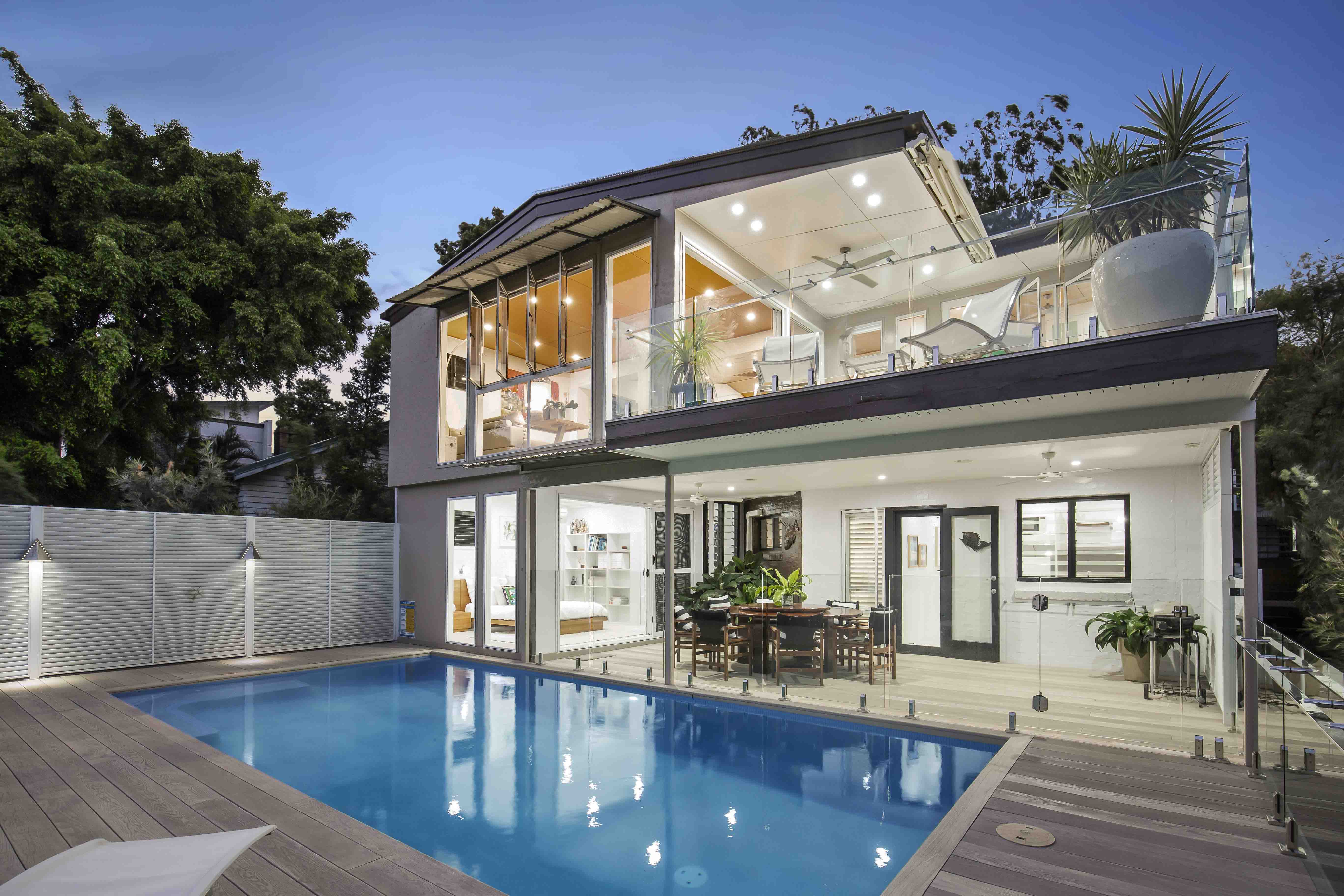 195 Hawken Drive, St Lucia - Thumbnail 2