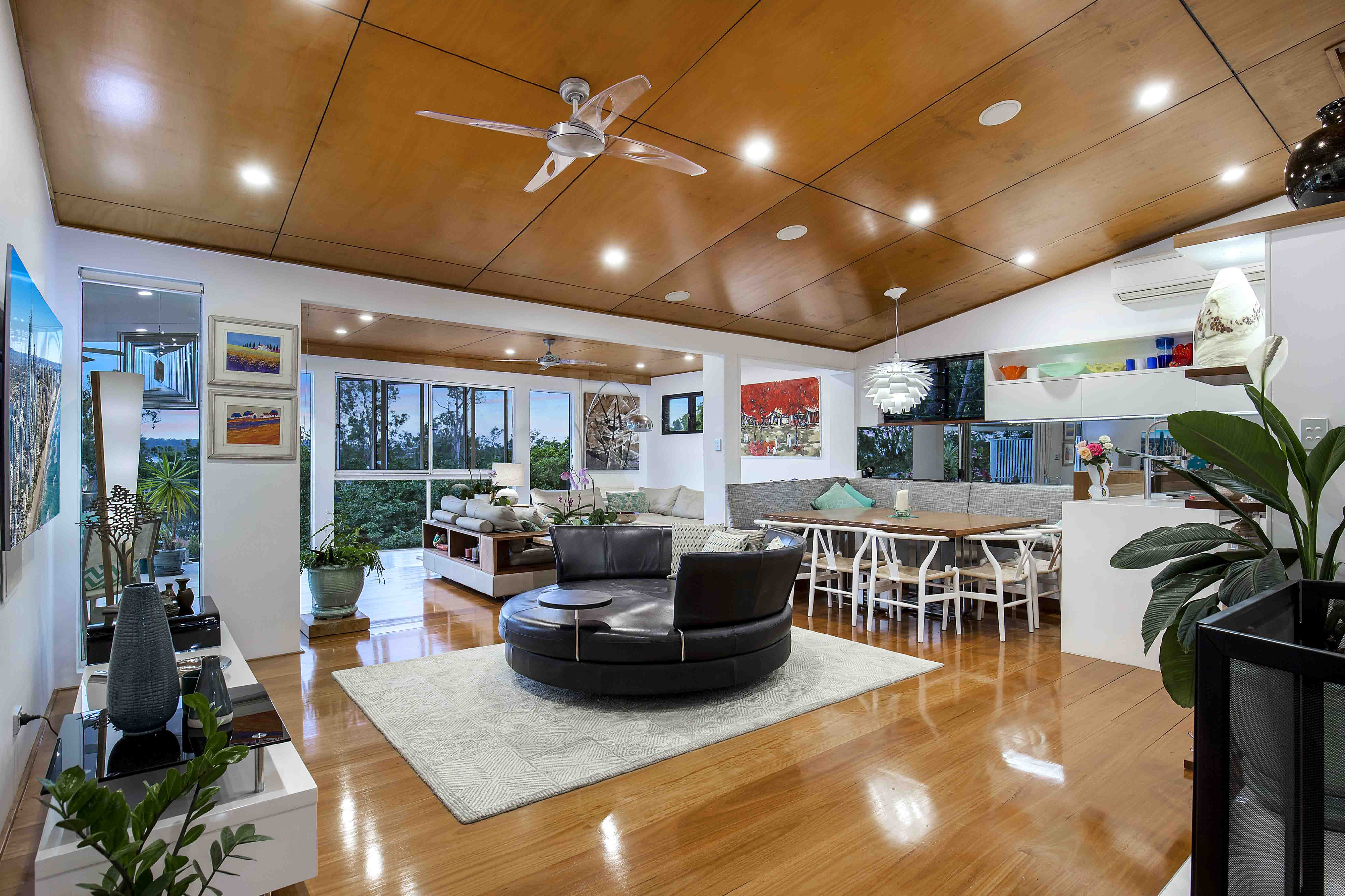 195 Hawken Drive, St Lucia - Thumbnail 8