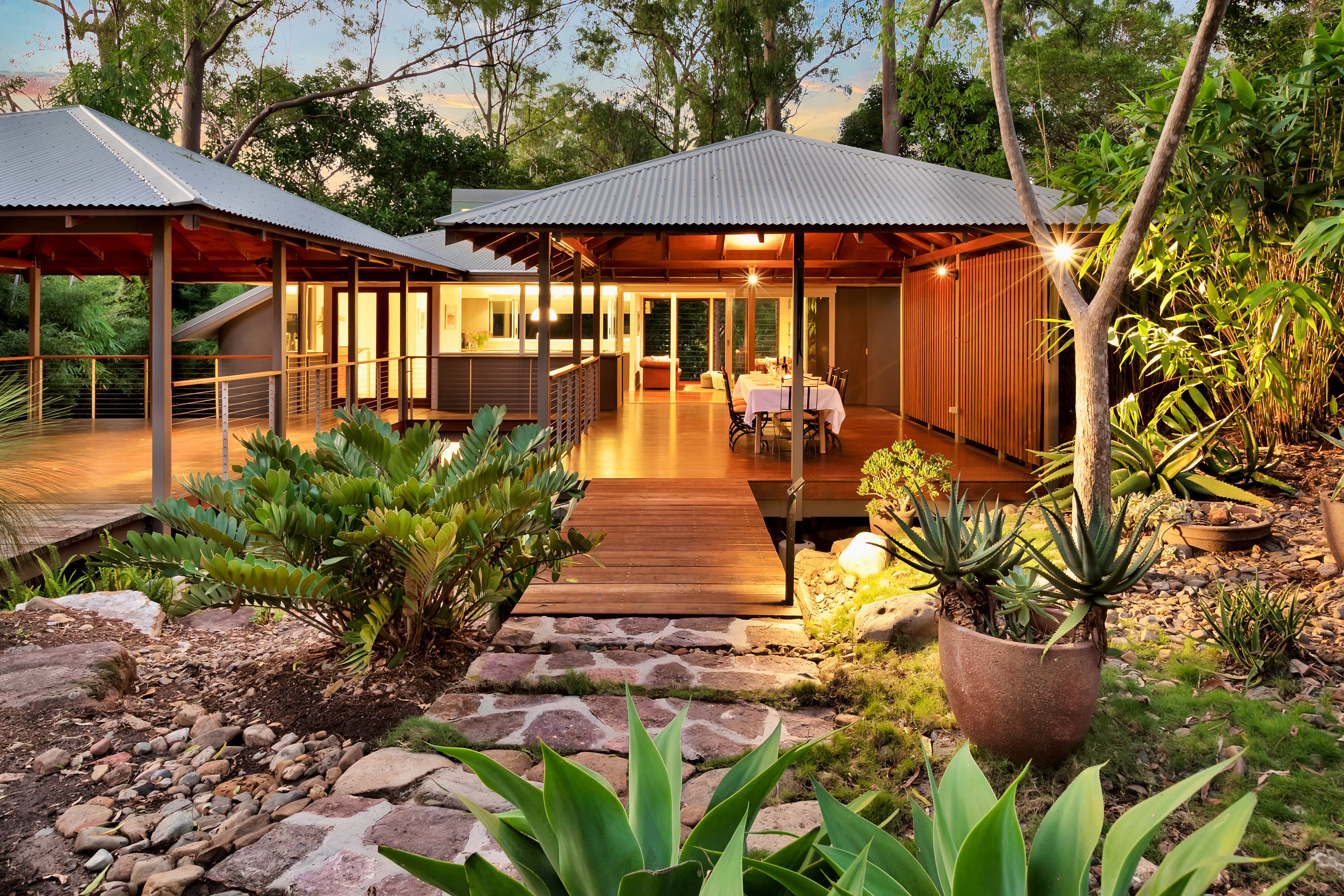 18 Ludlow Street, Chapel Hill - Thumbnail 2