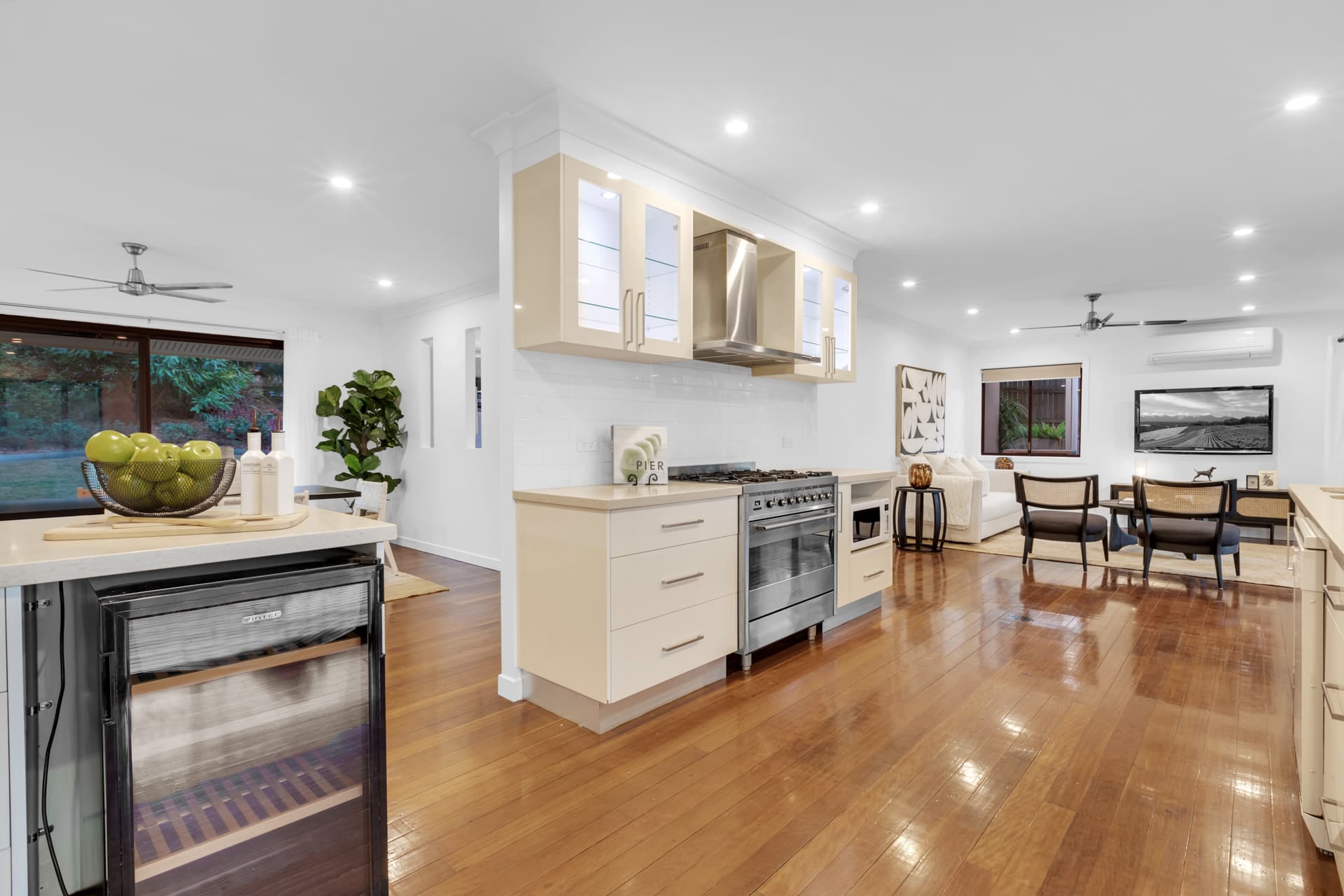 3 Dyer Street, Chapel Hill - Thumbnail 8