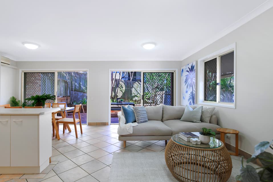 4/37 Broomfield Stre..., Taringa - Image 1