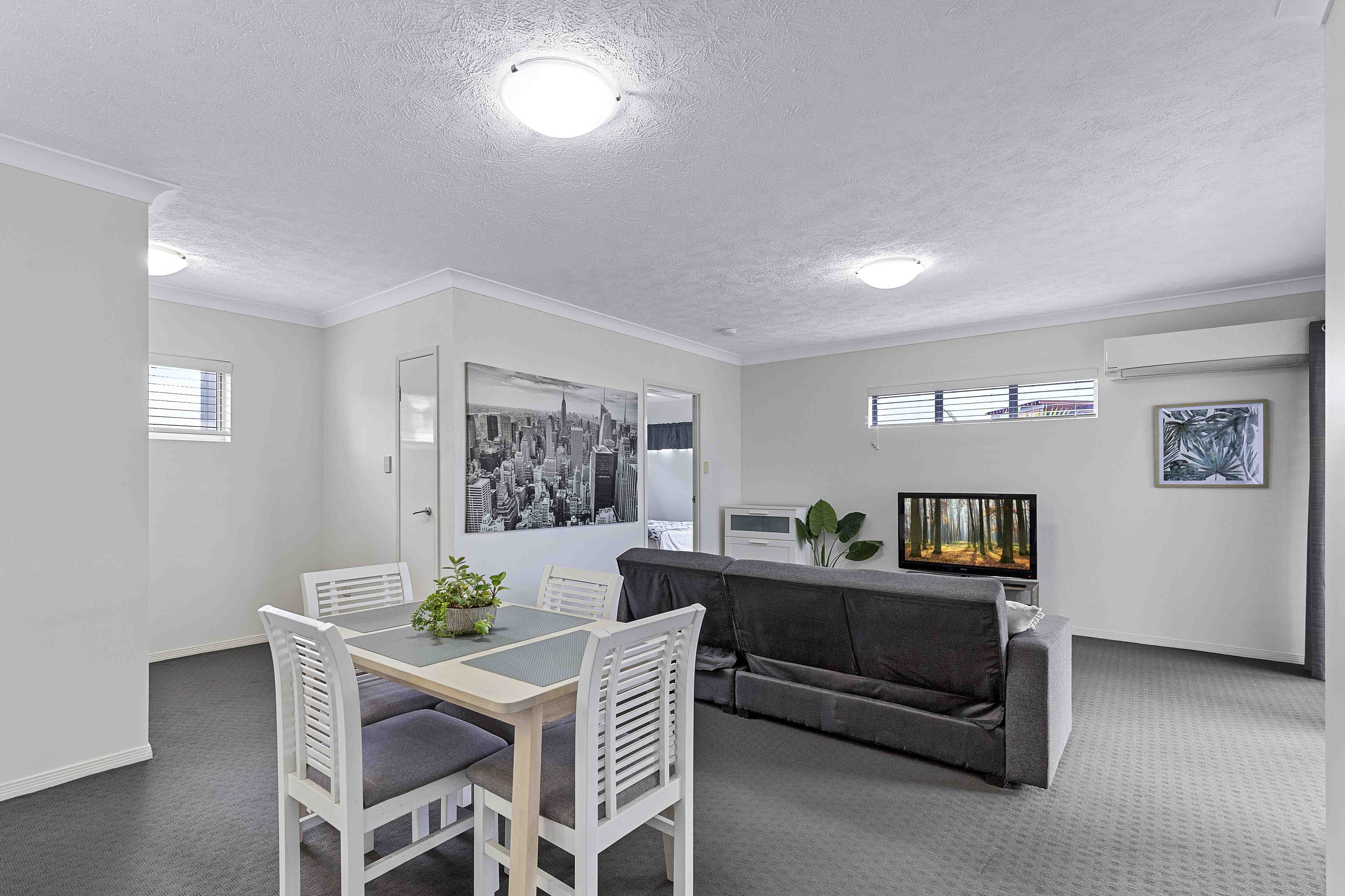 9/36 Holland Street, Toowong - Thumbnail 2